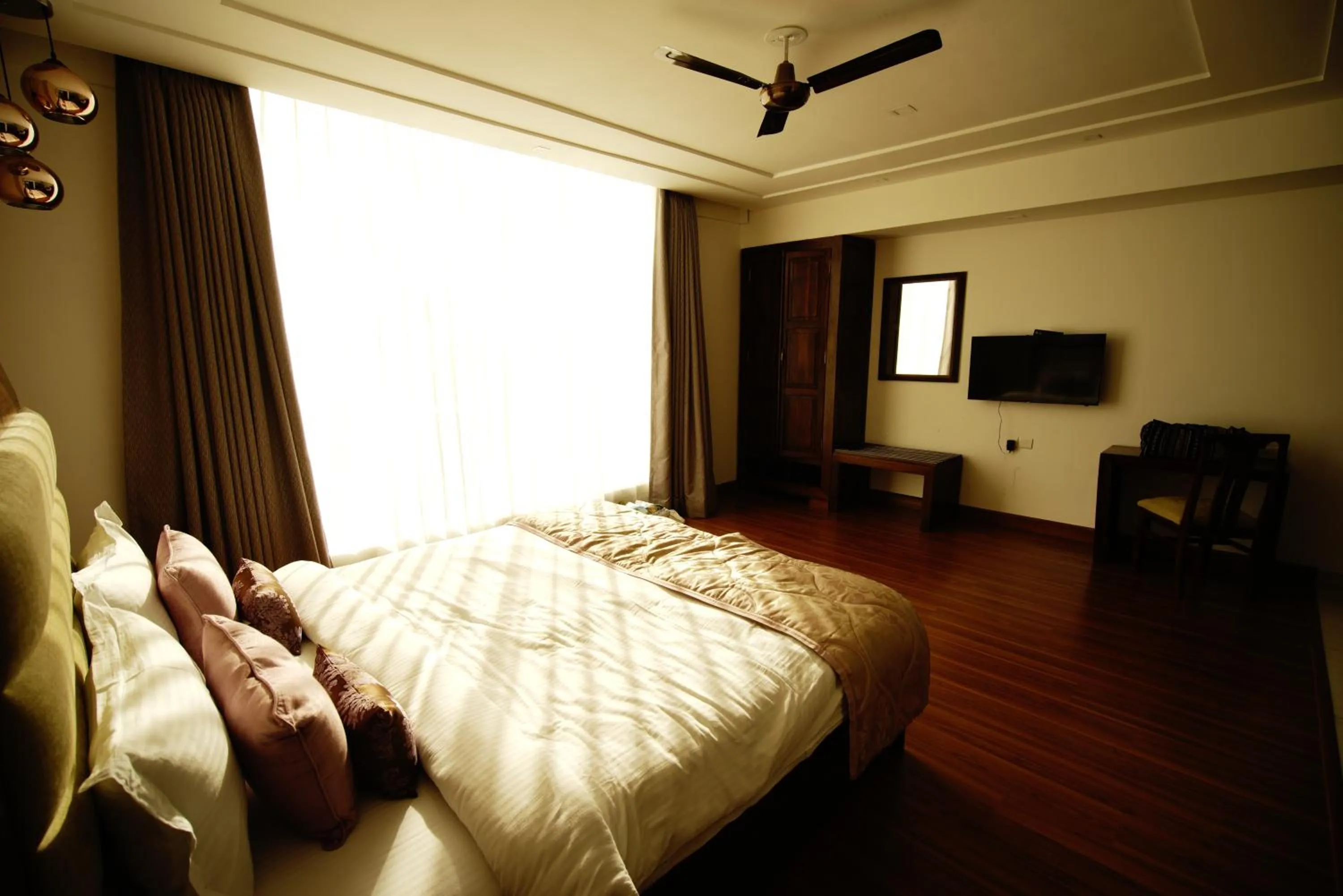 Bed in Brahma Horizon Hotel & Spa - Pushkar