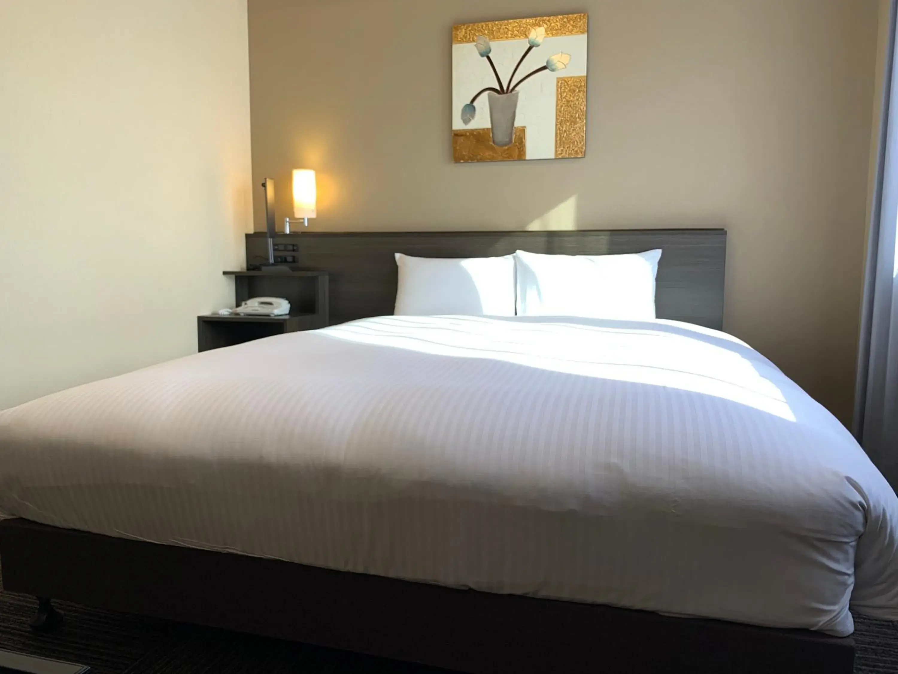 Photo of the whole room, Bed in Hotel Route-Inn Isesaki Inter Photo of the whole room, Bed in Hotel Route-Inn Isesaki Inter