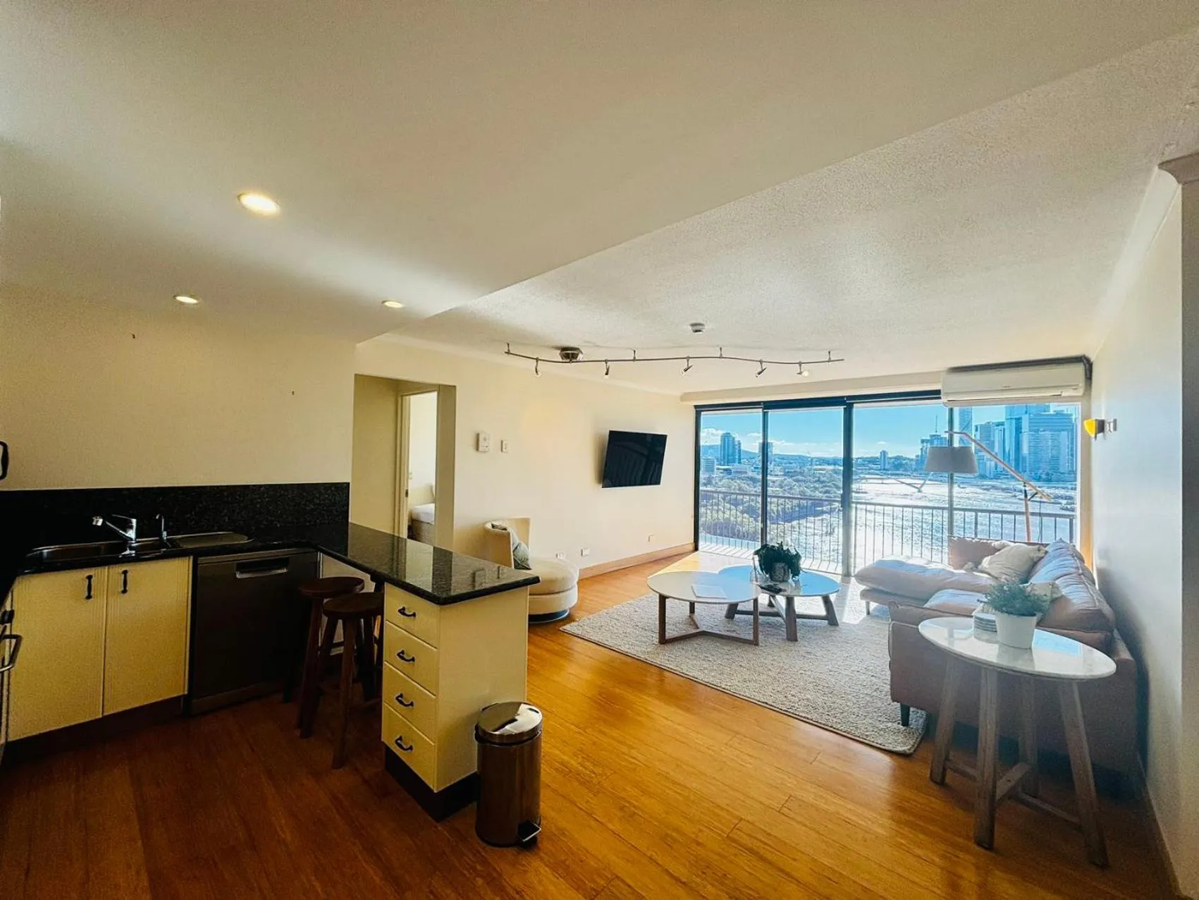 River Plaza Apartments Brisbane Southbank