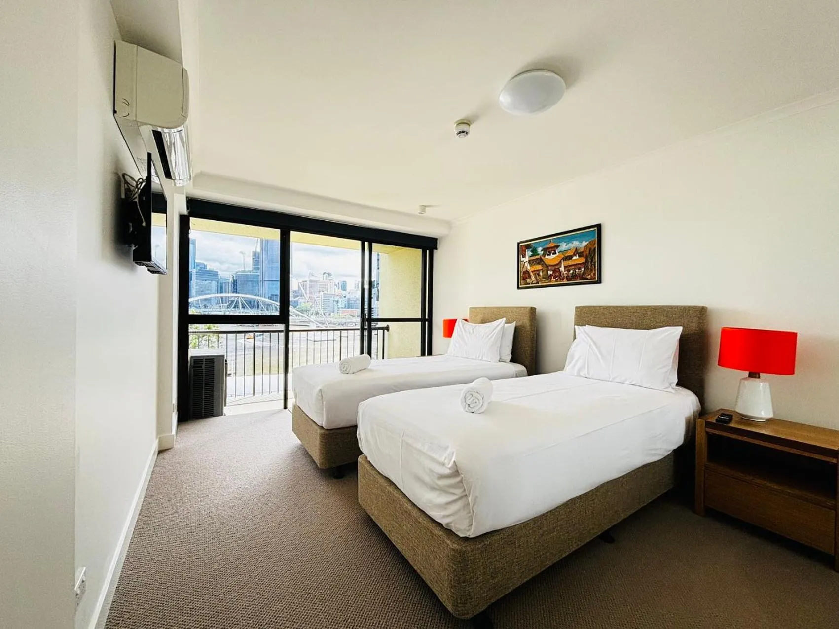 Bed in River Plaza Apartments Brisbane Southbank