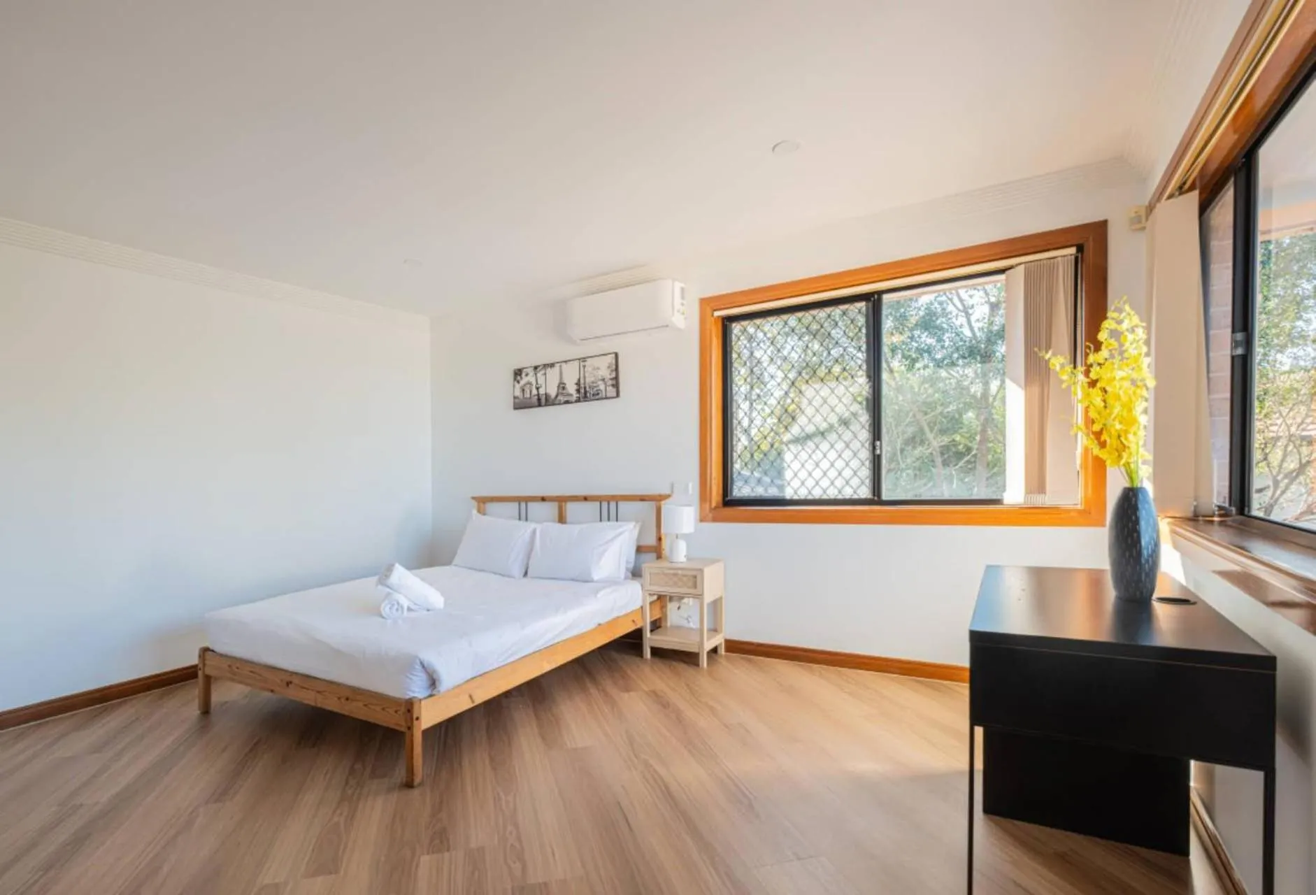 Bed in River Plaza Apartments Brisbane Southbank