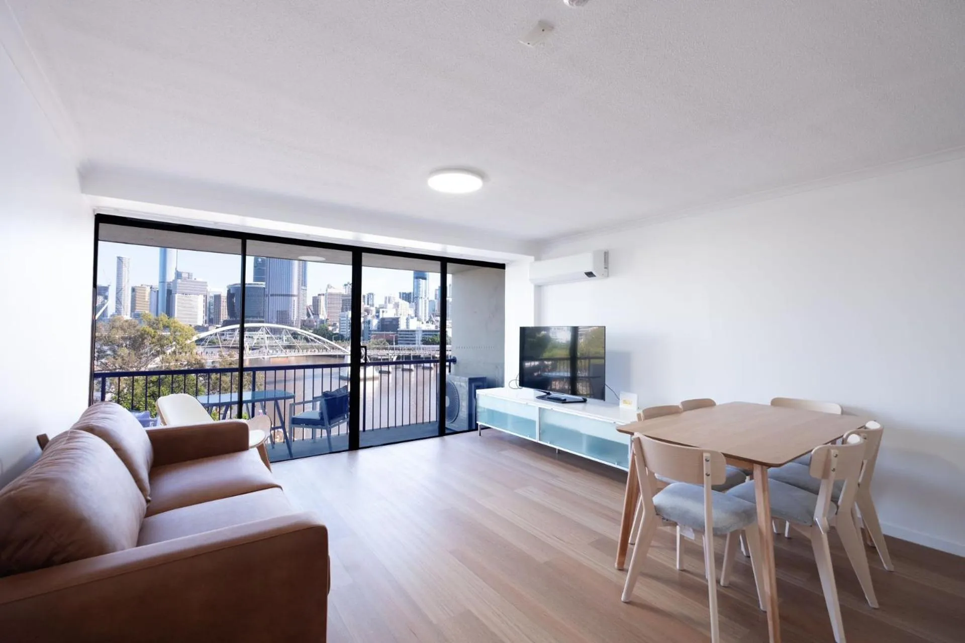 River Plaza Apartments Brisbane Southbank