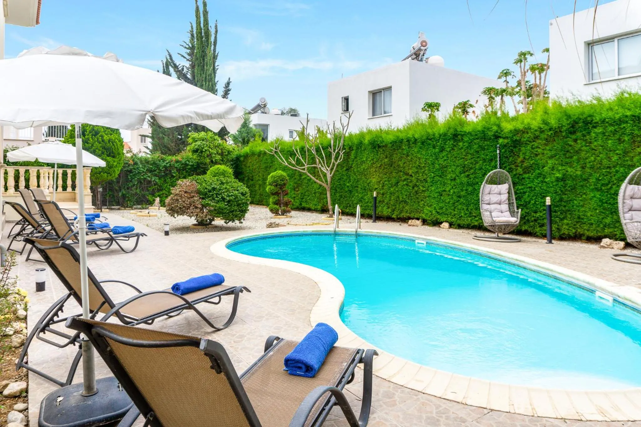 Villa Deja Blue by Ezoria Villas