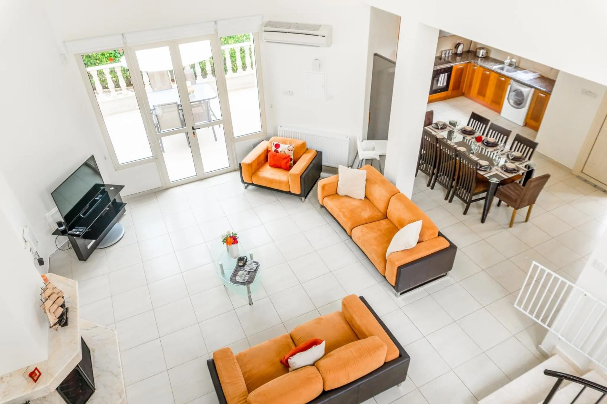Villa Deja Blue by Ezoria Villas