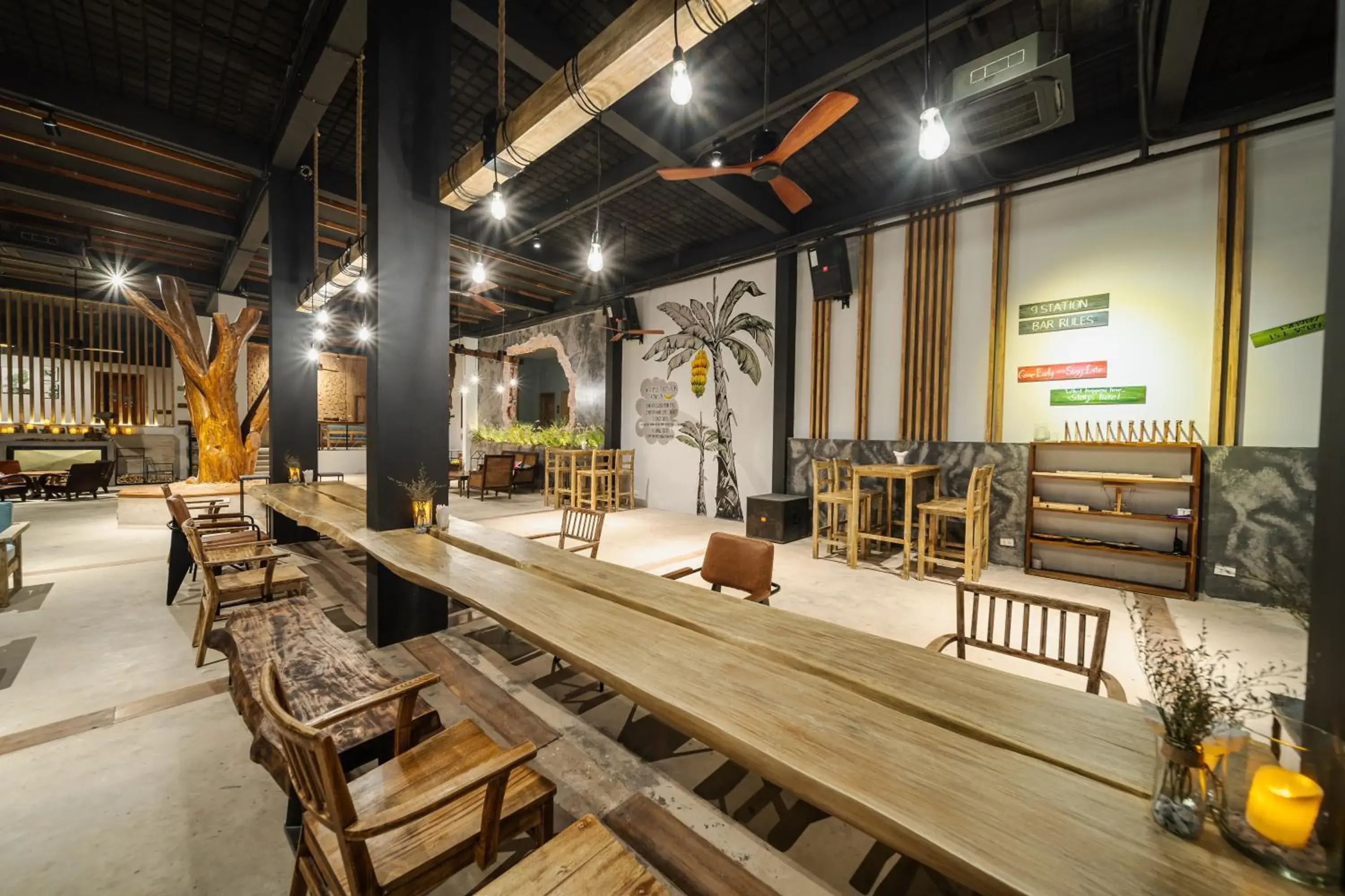 Restaurant/places to eat in 9Station Hostel & Bar Phu Quoc Restaurant/places to eat in 9Station Hostel & Bar Phu Quoc