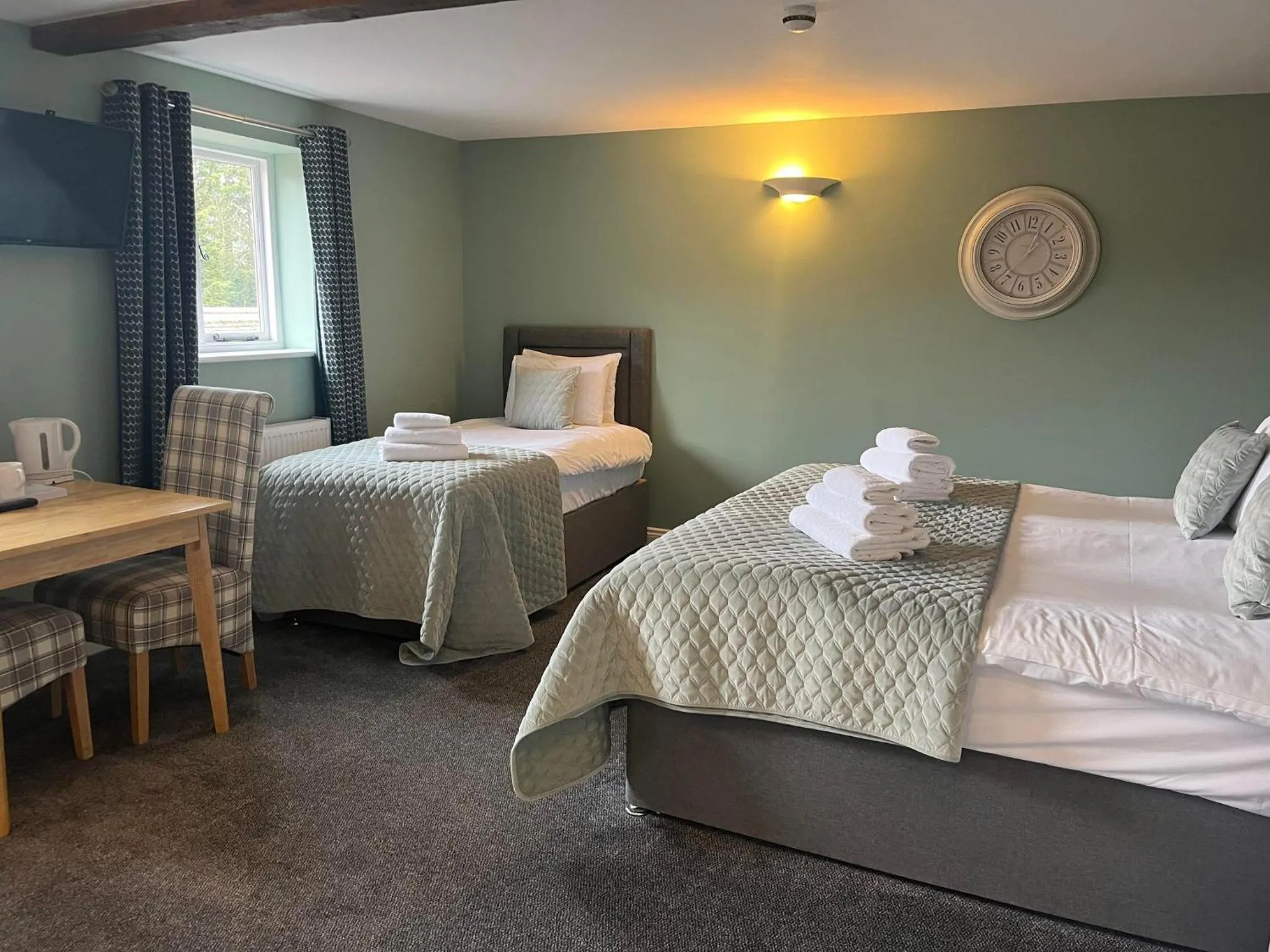 Bed in Alexander Park B&B