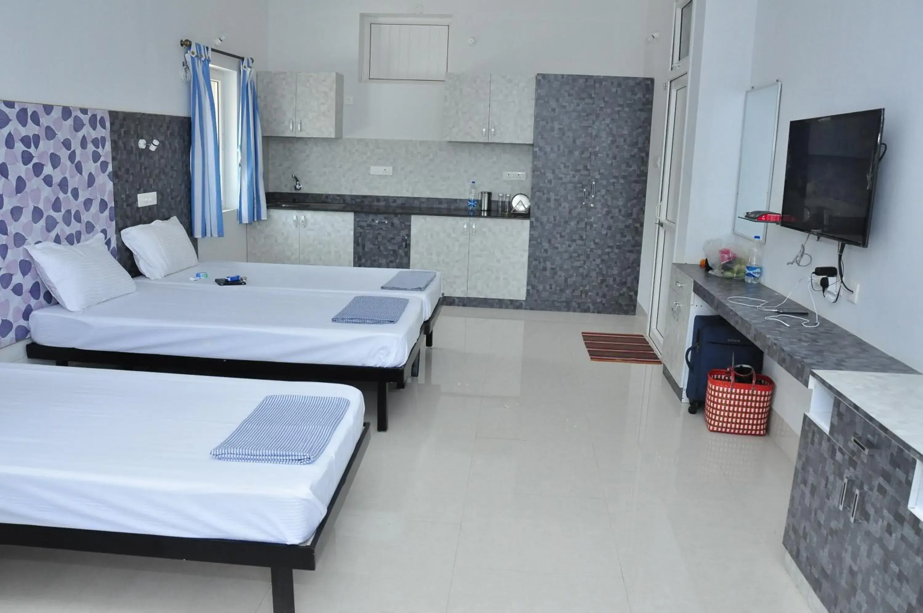 TV and multimedia, Bed in Quiet Home TV and multimedia, Bed in Quiet Home