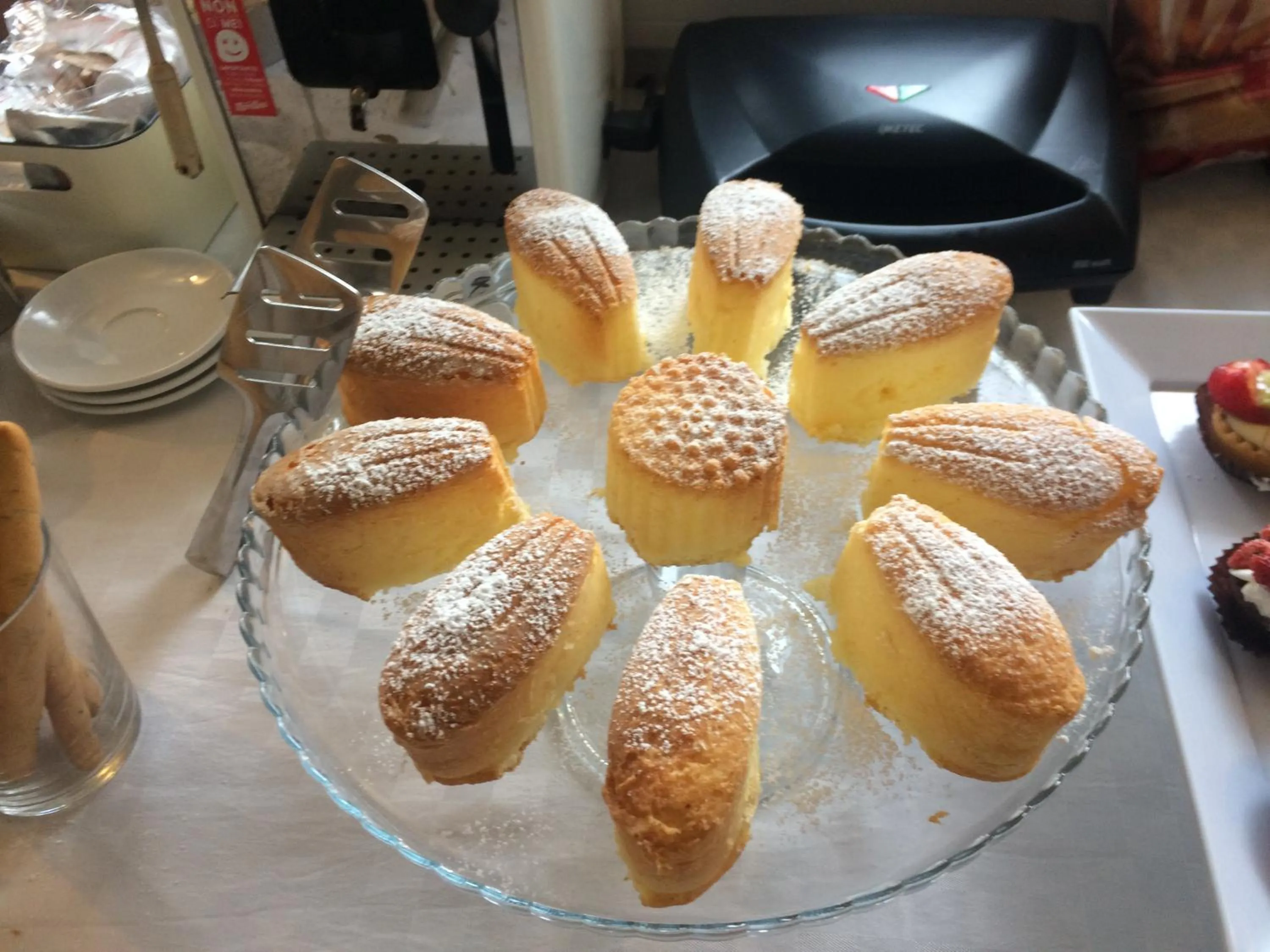 Food and drinks in B&B Mondello Design