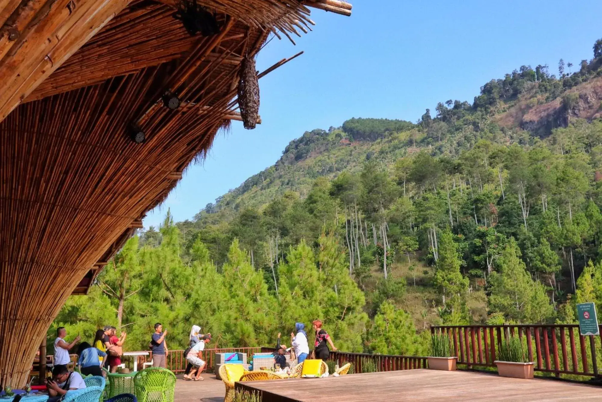 Restaurant/places to eat in The Lodge Maribaya Restaurant/places to eat in The Lodge Maribaya