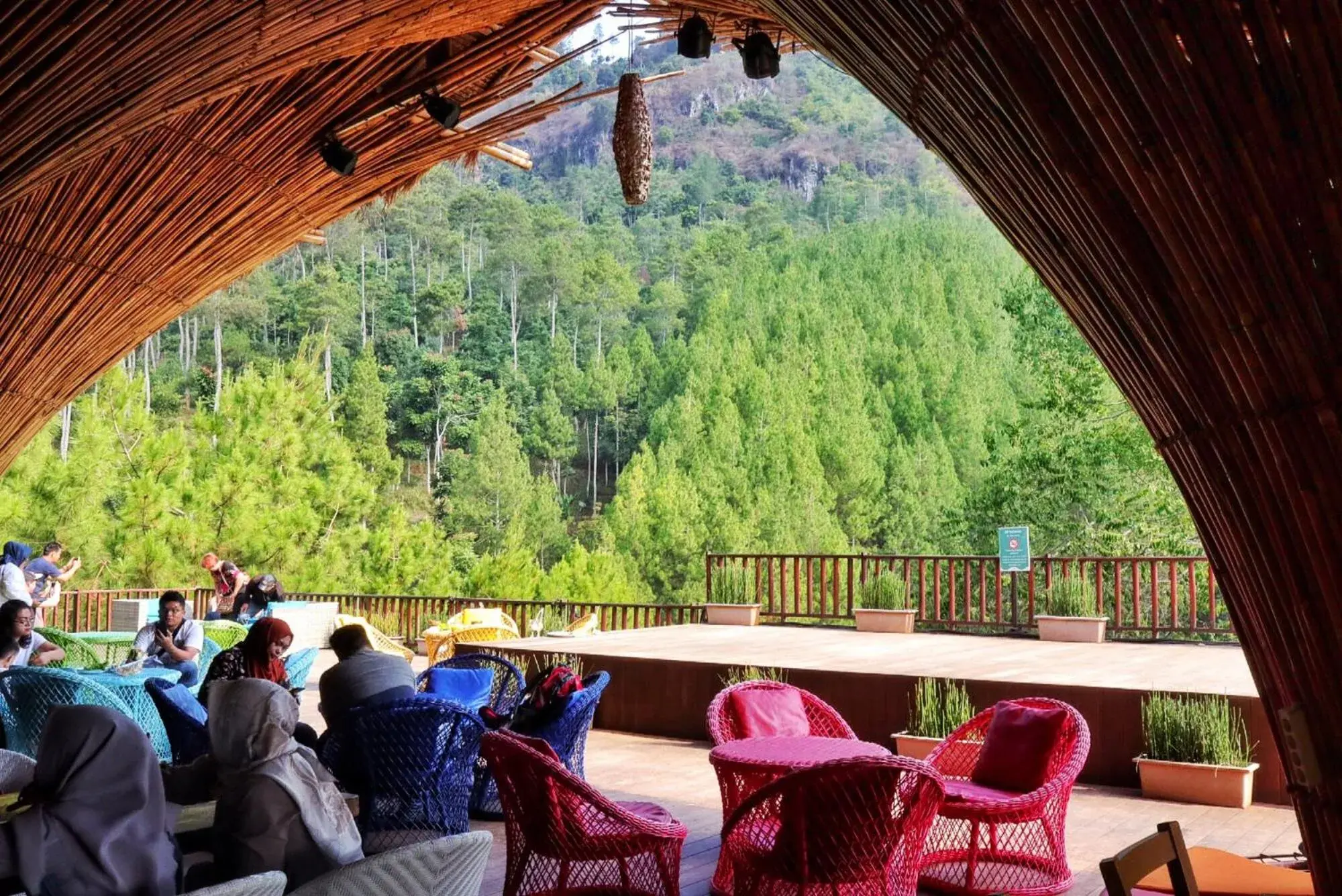 Restaurant/places to eat in The Lodge Maribaya Restaurant/places to eat in The Lodge Maribaya