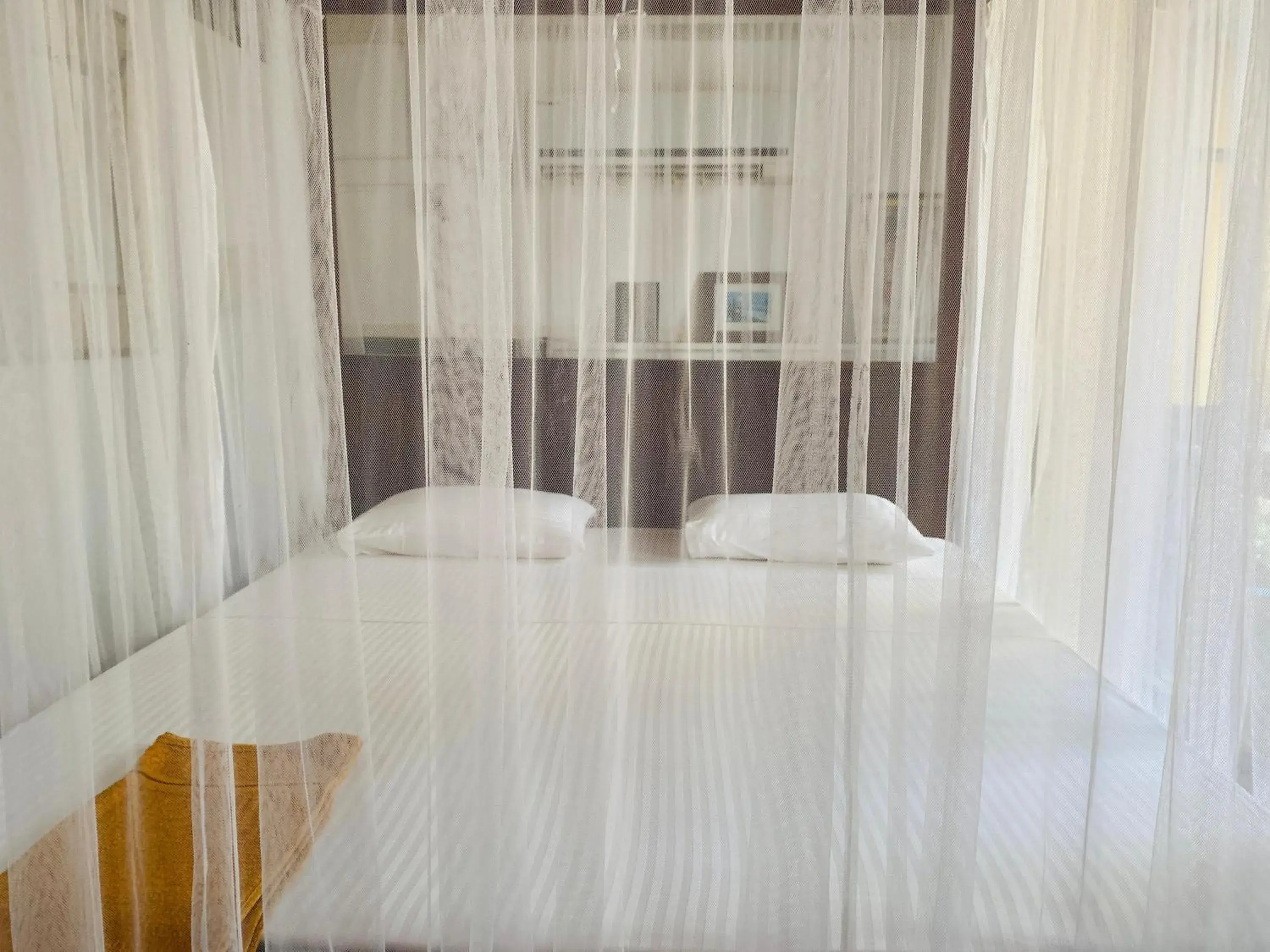 Queen Room with Balcony - single occupancy in Lucky Tuna Queen Room with Balcony - single occupancy in Lucky Tuna