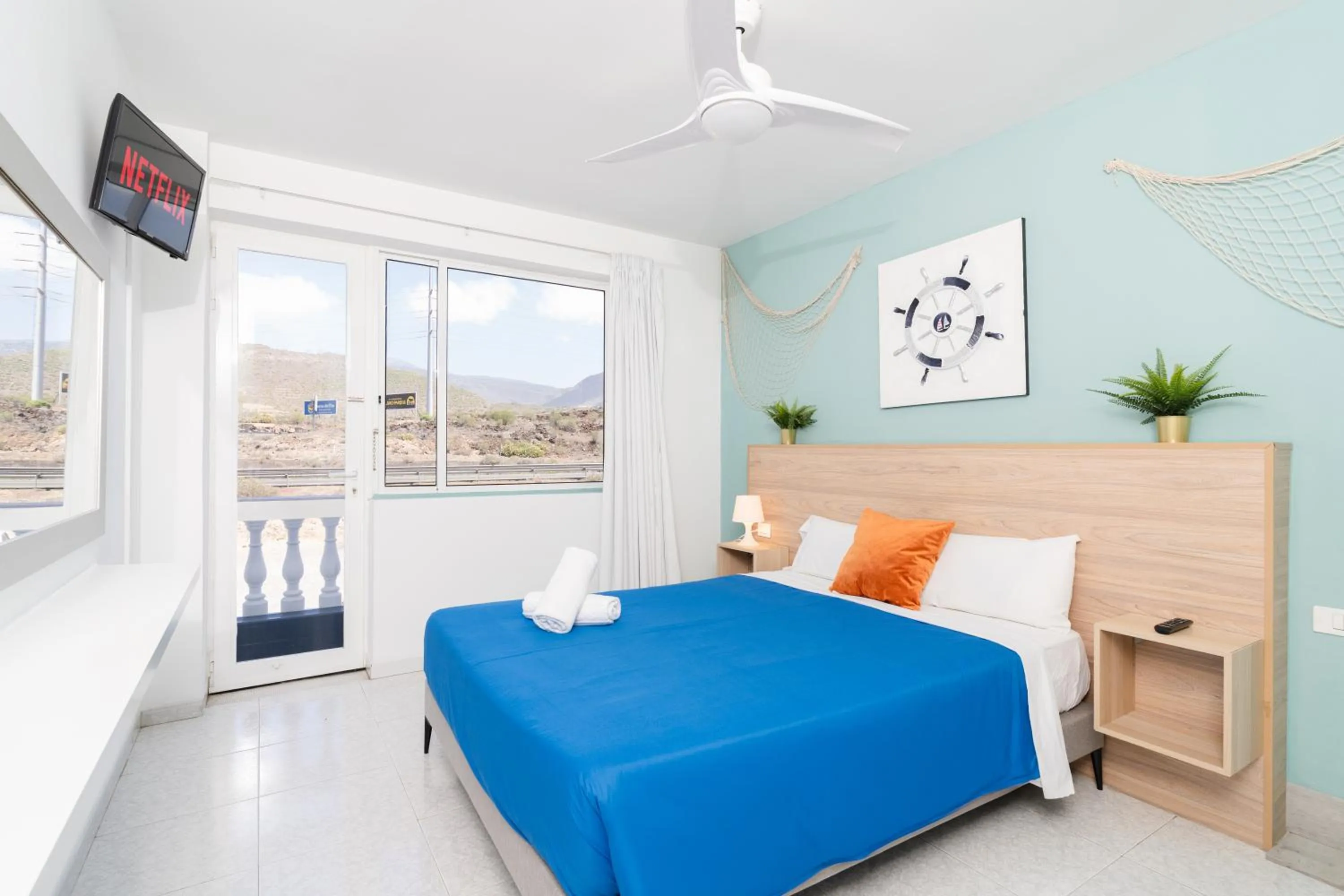 Bed in Hostel Neon Tenerife