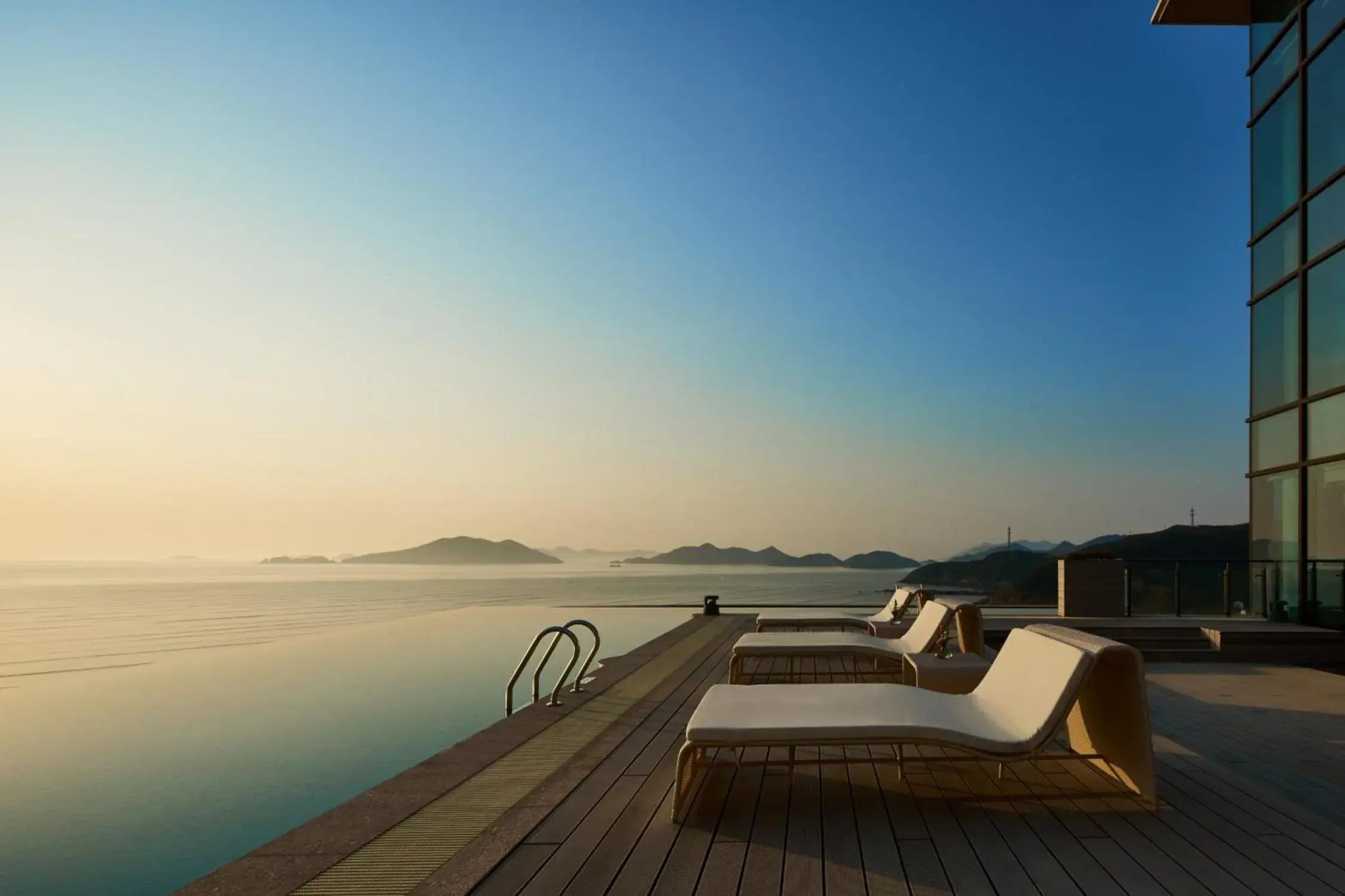 Swimming pool in Crowne Plaza Ningbo Xiangshan Sea View by IHG Swimming pool in Crowne Plaza Ningbo Xiangshan Sea View by IHG