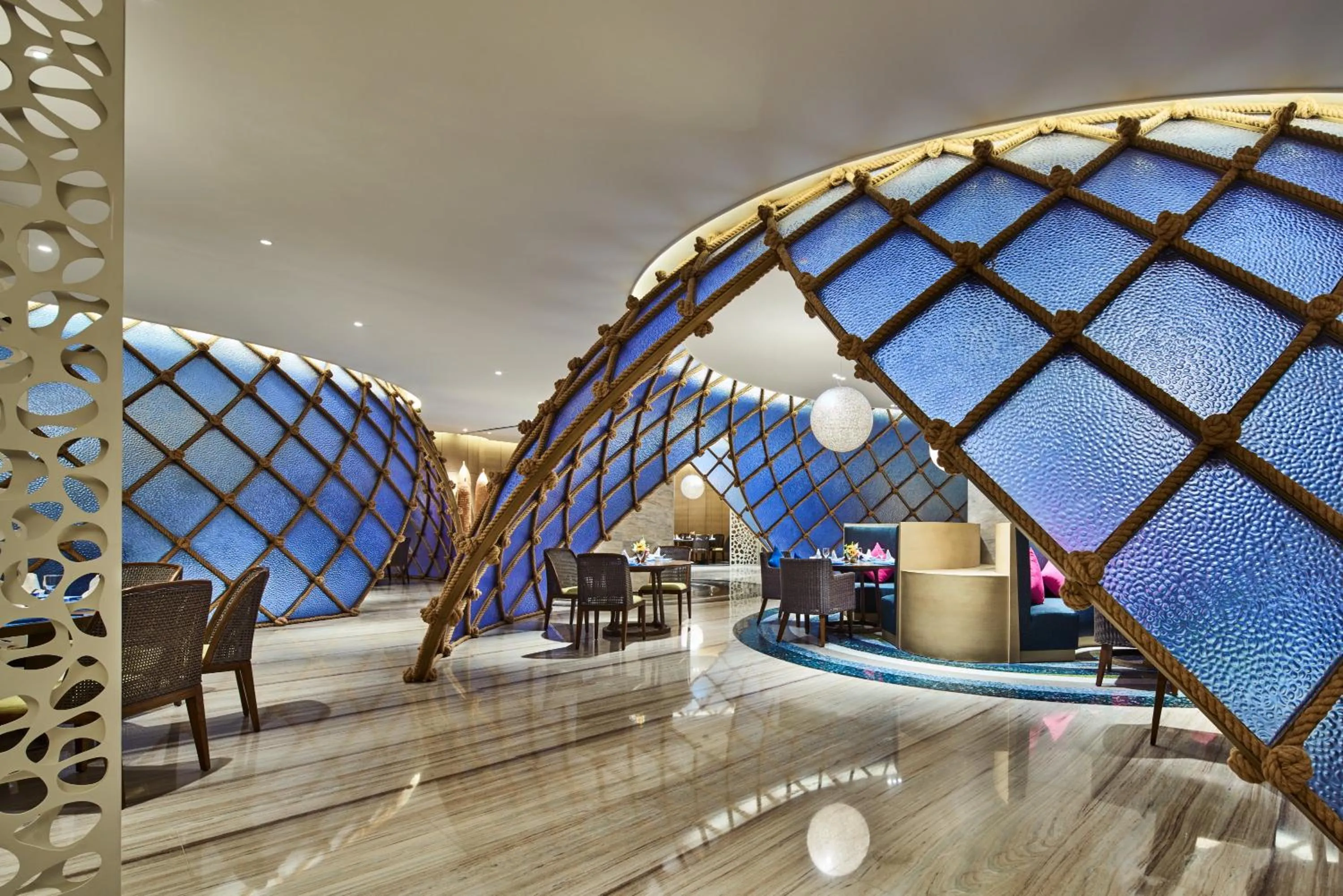 Restaurant/places to eat in Crowne Plaza Ningbo Xiangshan Sea View by IHG