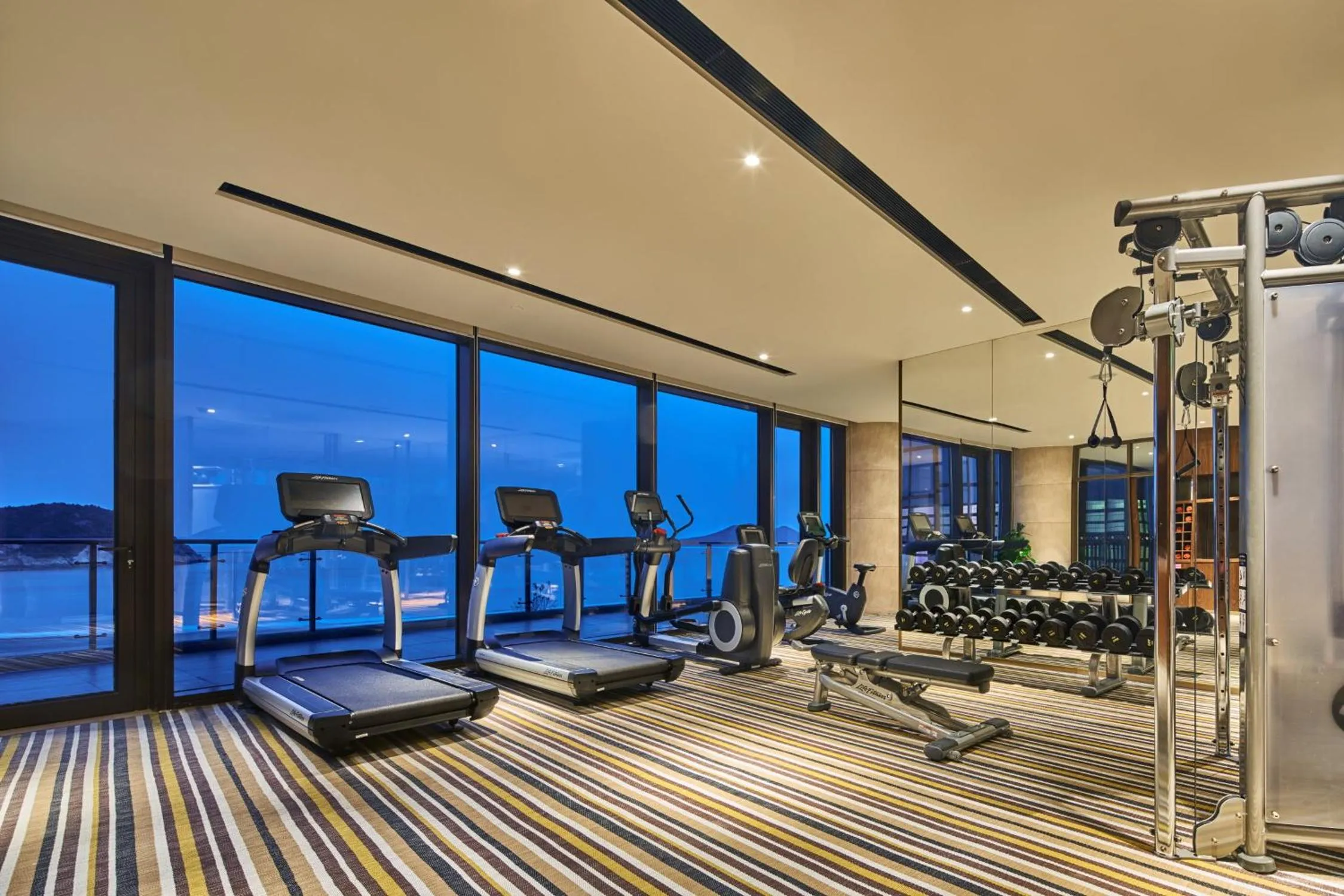 Fitness centre/facilities in Crowne Plaza Ningbo Xiangshan Sea View by IHG