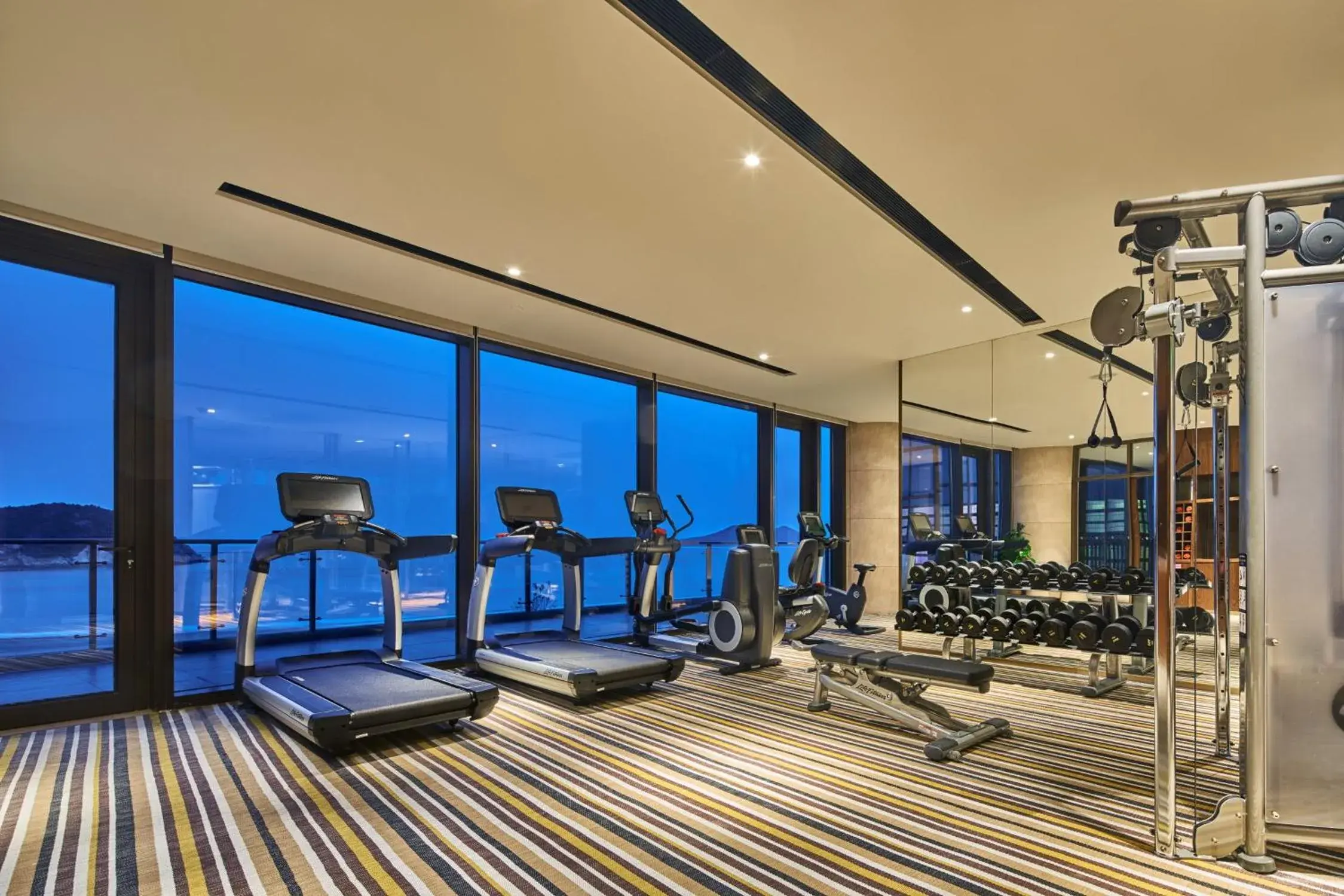 Fitness centre/facilities in Crowne Plaza Ningbo Xiangshan Sea View by IHG Fitness centre/facilities in Crowne Plaza Ningbo Xiangshan Sea View by IHG