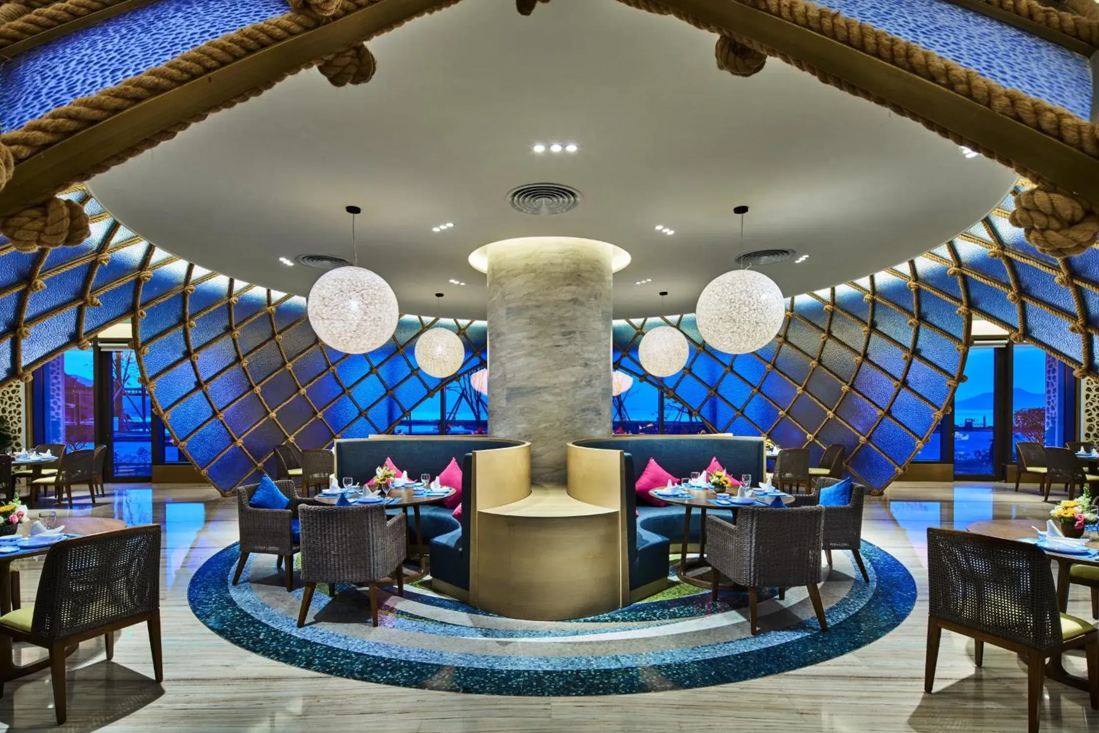 Restaurant/places to eat in Crowne Plaza Ningbo Xiangshan Sea View by IHG Restaurant/places to eat in Crowne Plaza Ningbo Xiangshan Sea View by IHG