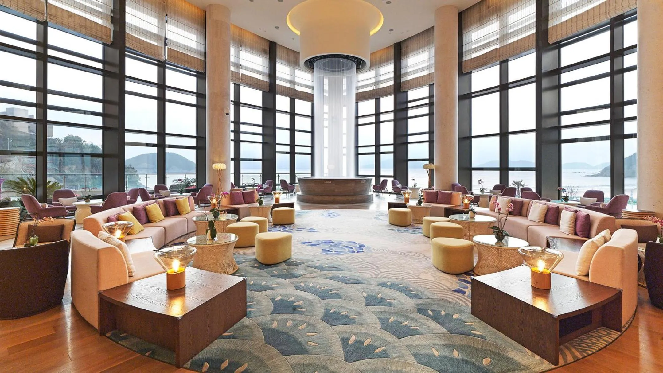 Property building in Crowne Plaza Ningbo Xiangshan Sea View by IHG