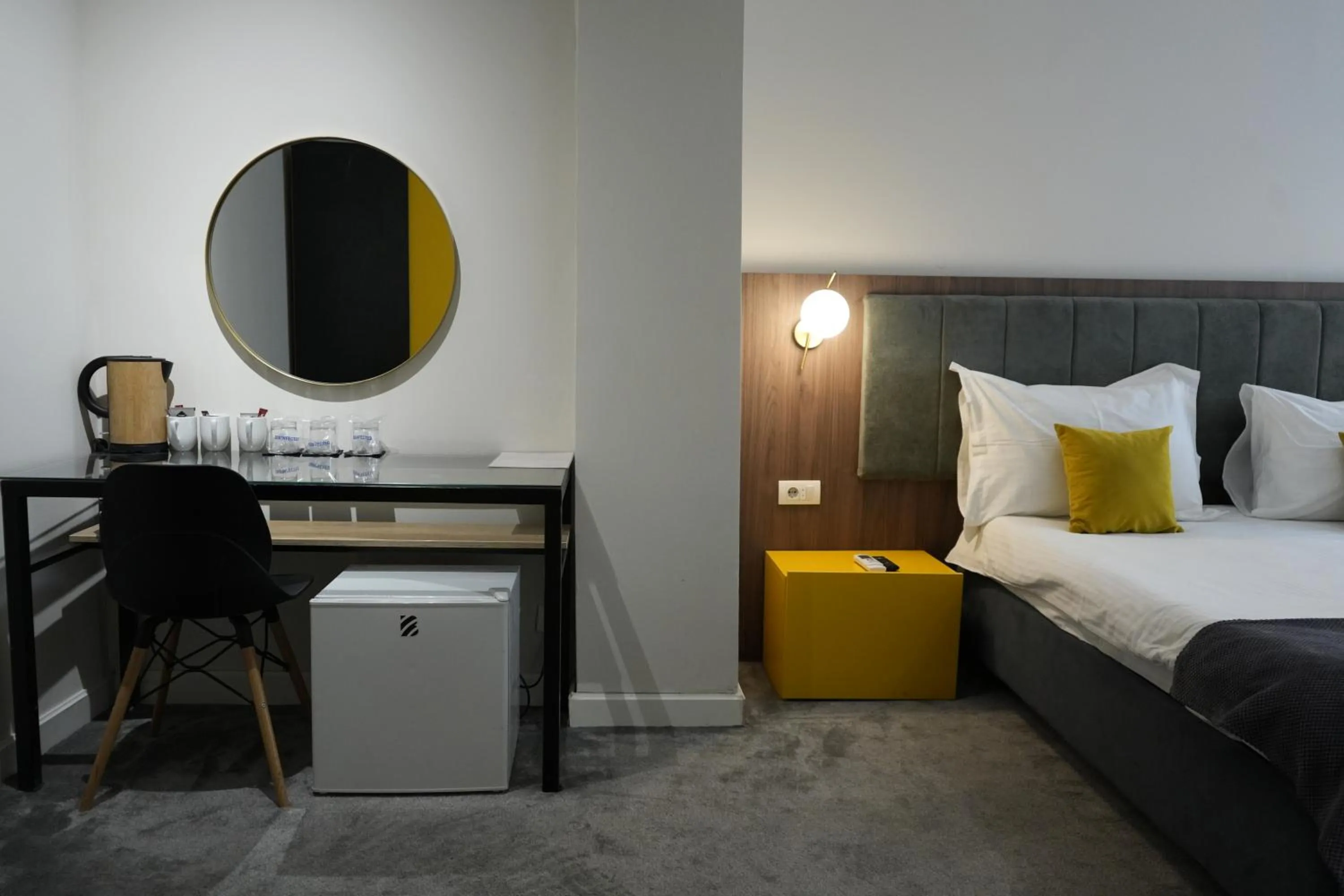 Photo of the whole room, Bed in Hotel Bohemian Garni - Skadarlija