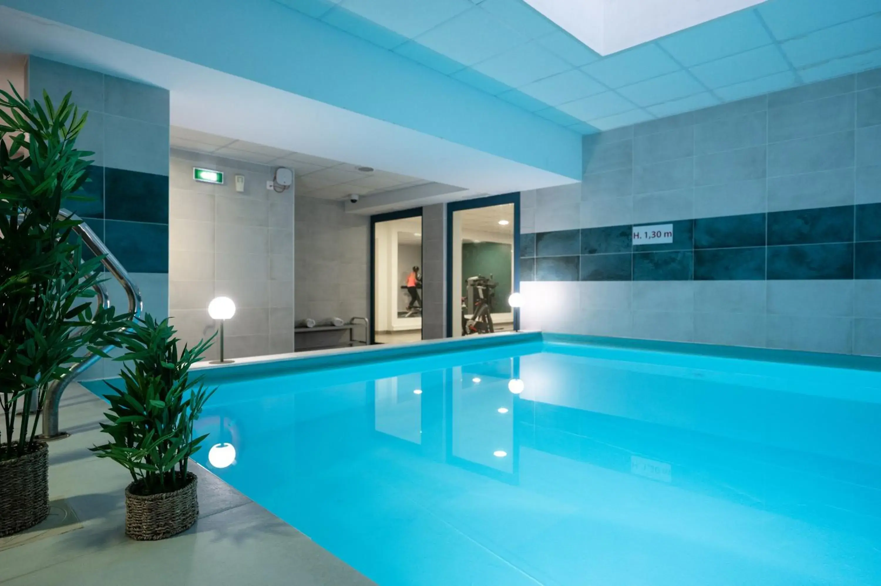 Swimming pool in Nemea Appart Hotel Quai Victor Tours Centre Swimming pool in Nemea Appart Hotel Quai Victor Tours Centre