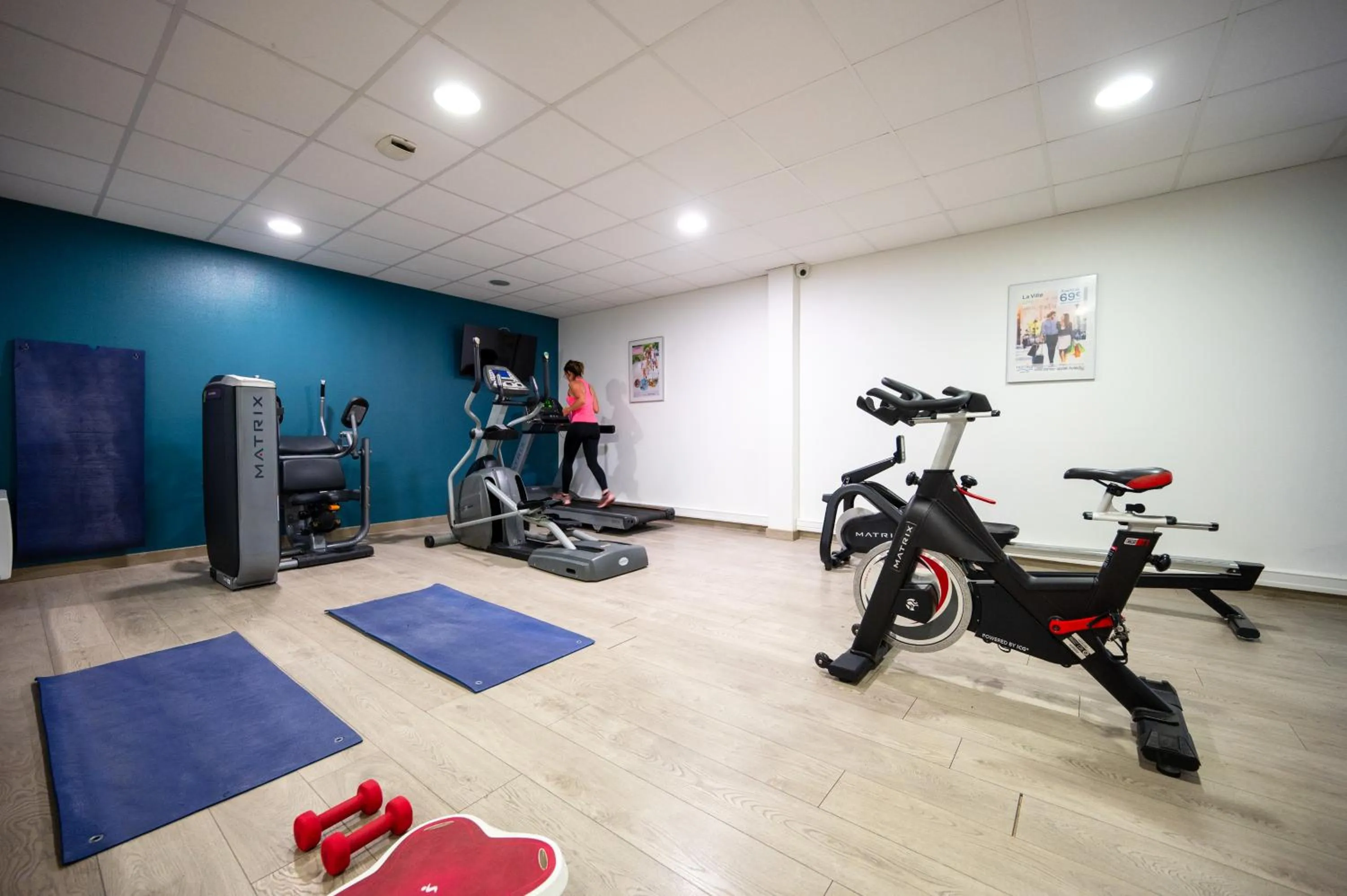 Fitness centre/facilities in Nemea Appart Hotel Quai Victor Tours Centre