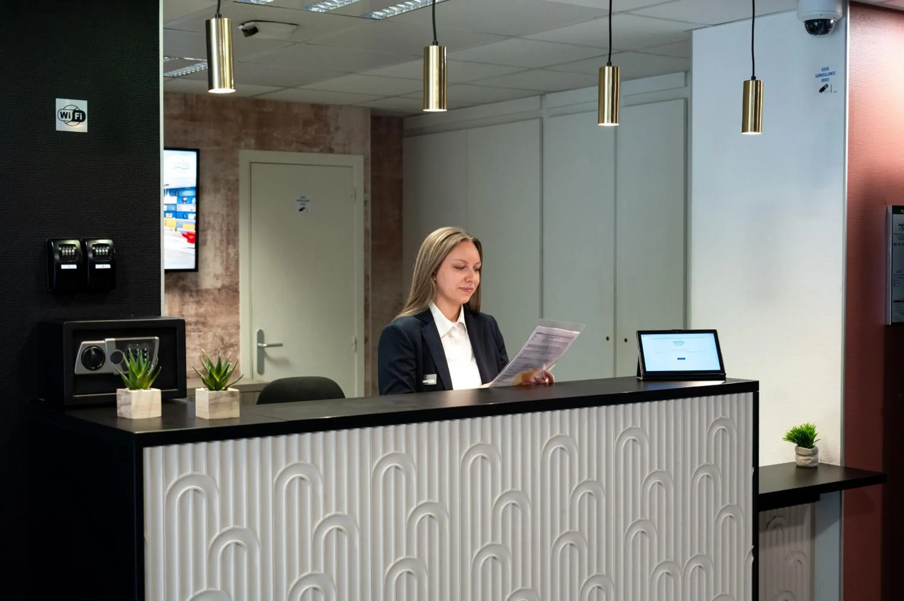 Lobby or reception in Nemea Appart Hotel Quai Victor Tours Centre Lobby or reception in Nemea Appart Hotel Quai Victor Tours Centre