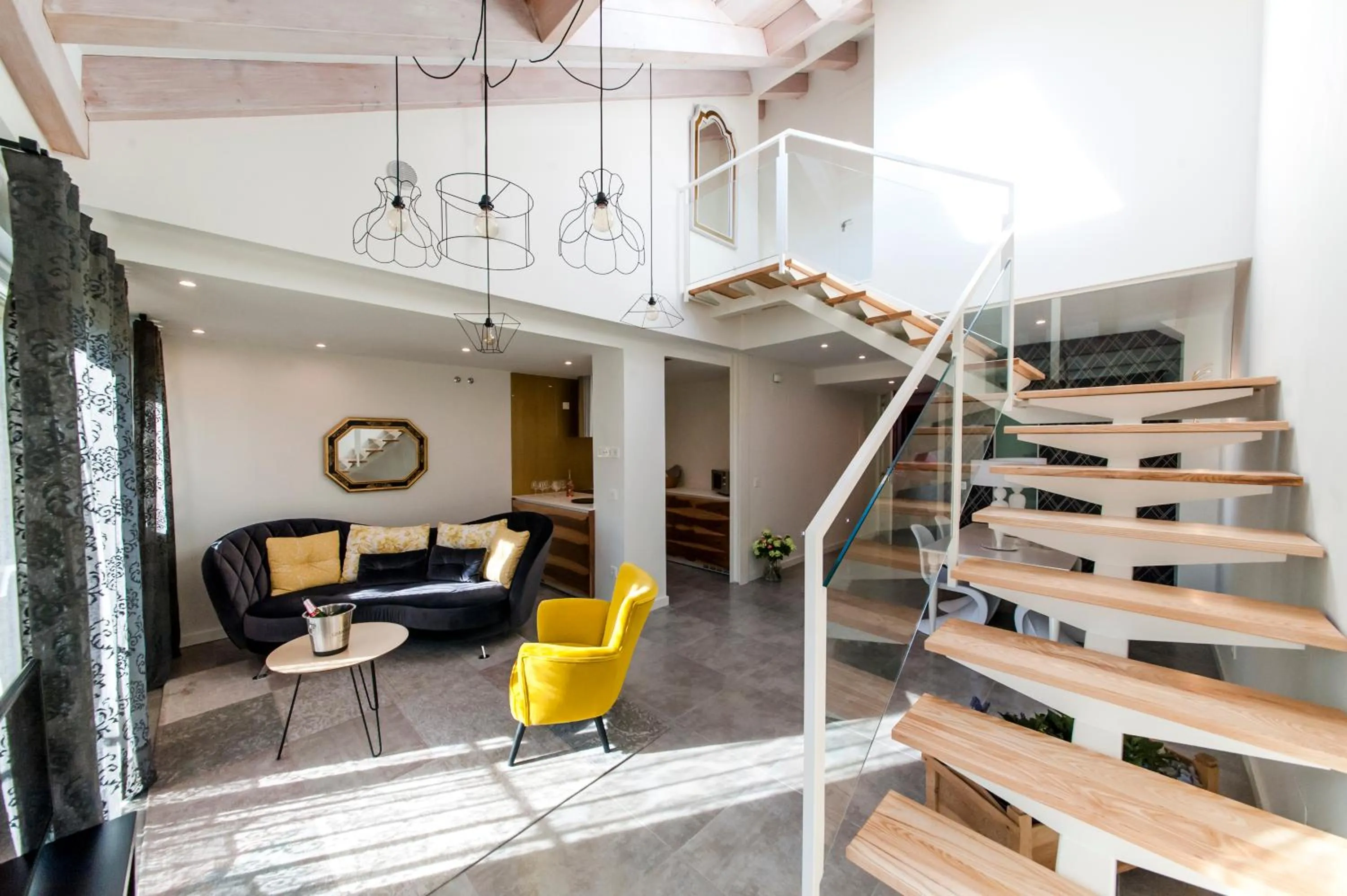 Photo of the whole room in El Mirador Del Alcazar