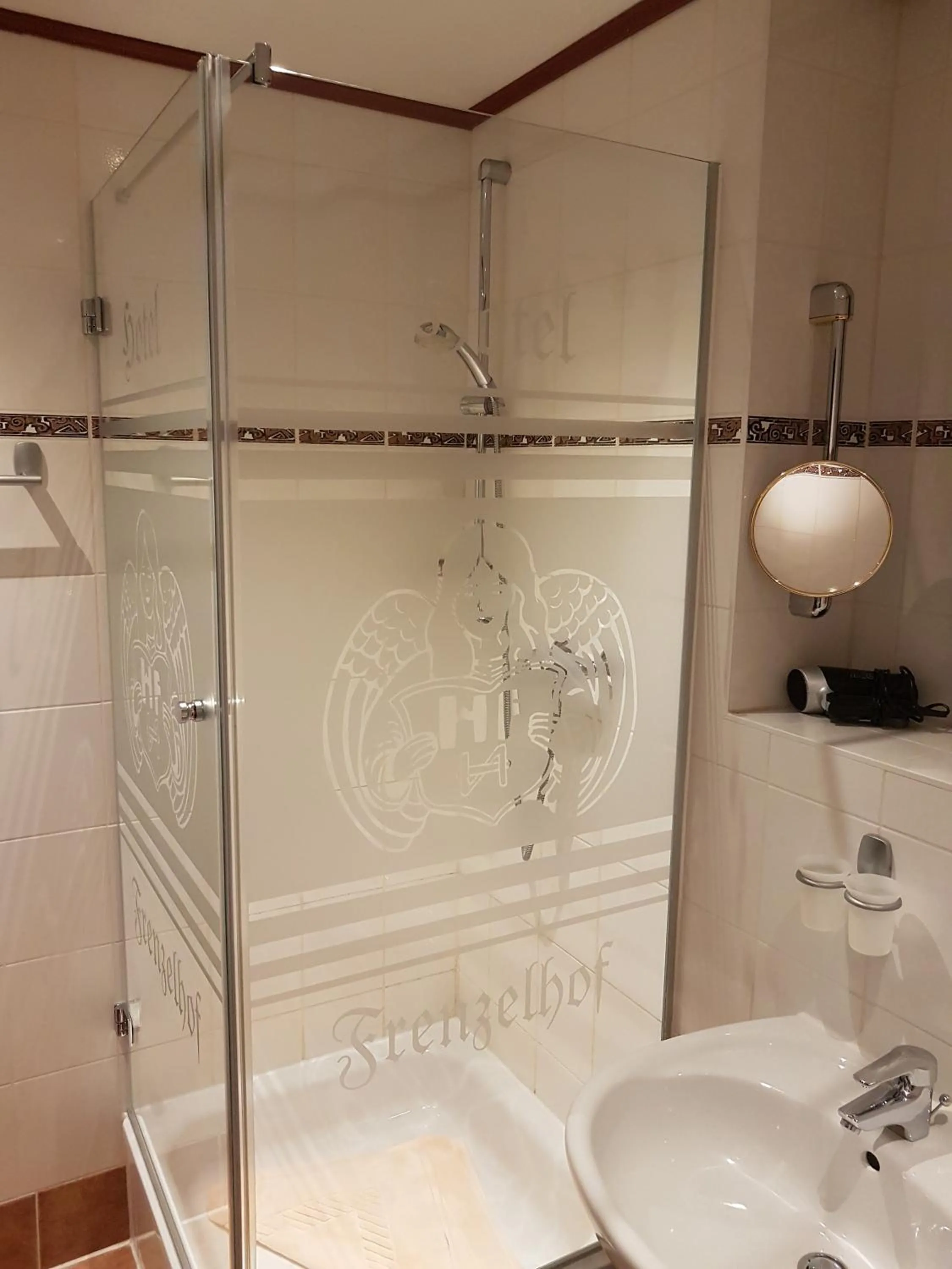 Bathroom in Gotikhotel Frenzelhof