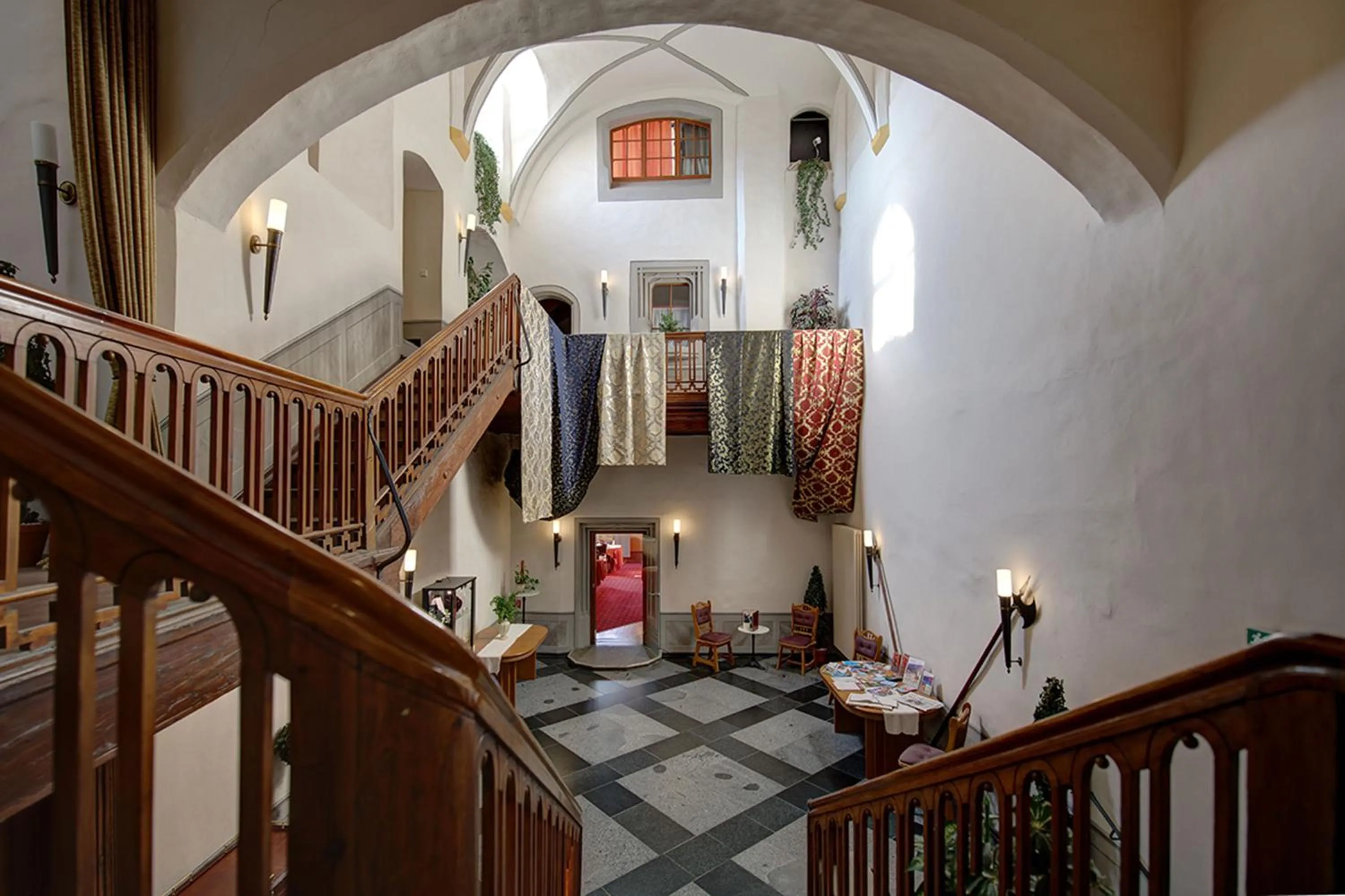Lobby or reception in Gotikhotel Frenzelhof