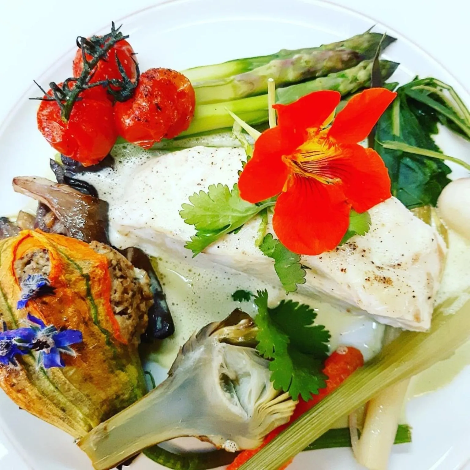 Food and drinks in Chateau De Riverie chambres et table d'hôtes