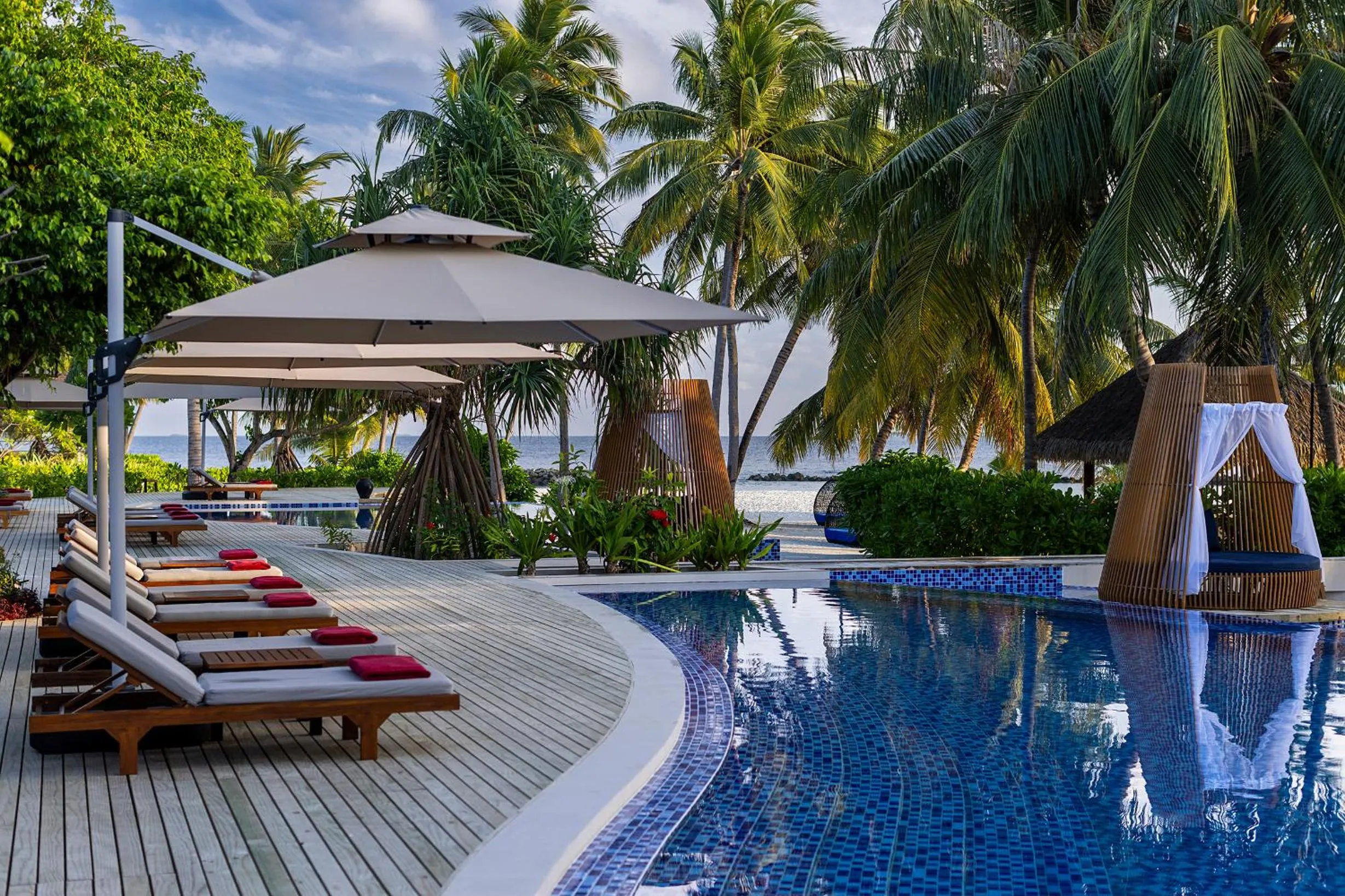 Swimming pool in Dhigali Maldives - A Premium All-Inclusive Resort
