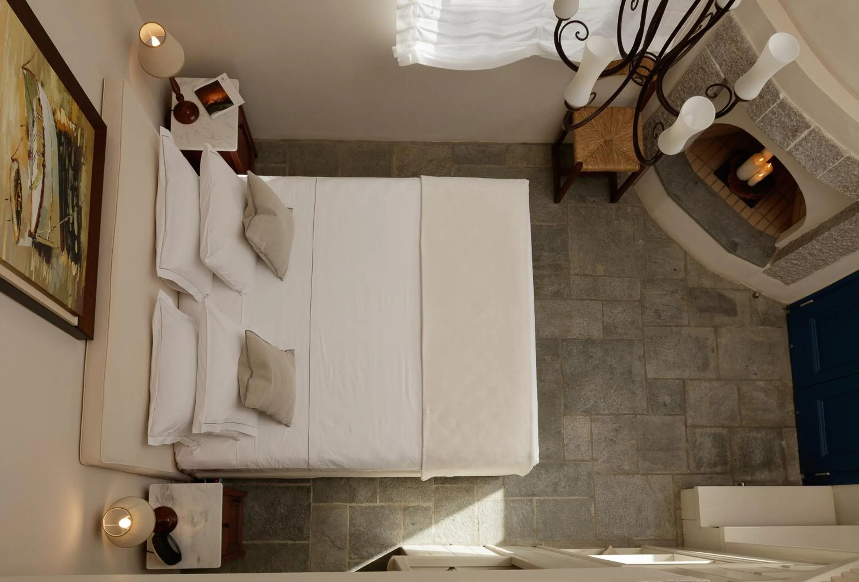 Bed in Sifnos House - Rooms and SPA