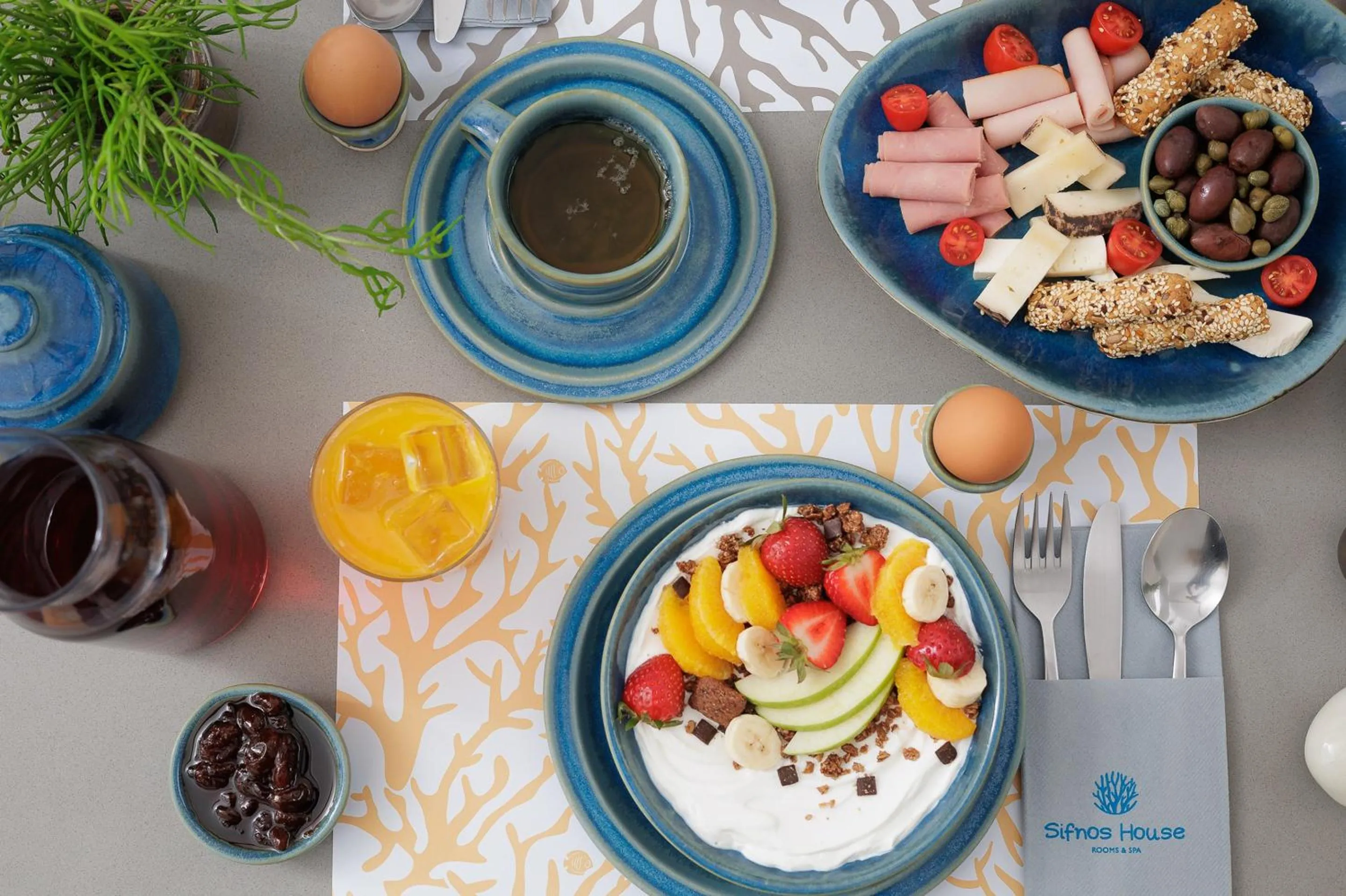 Breakfast in Sifnos House - Rooms and SPA