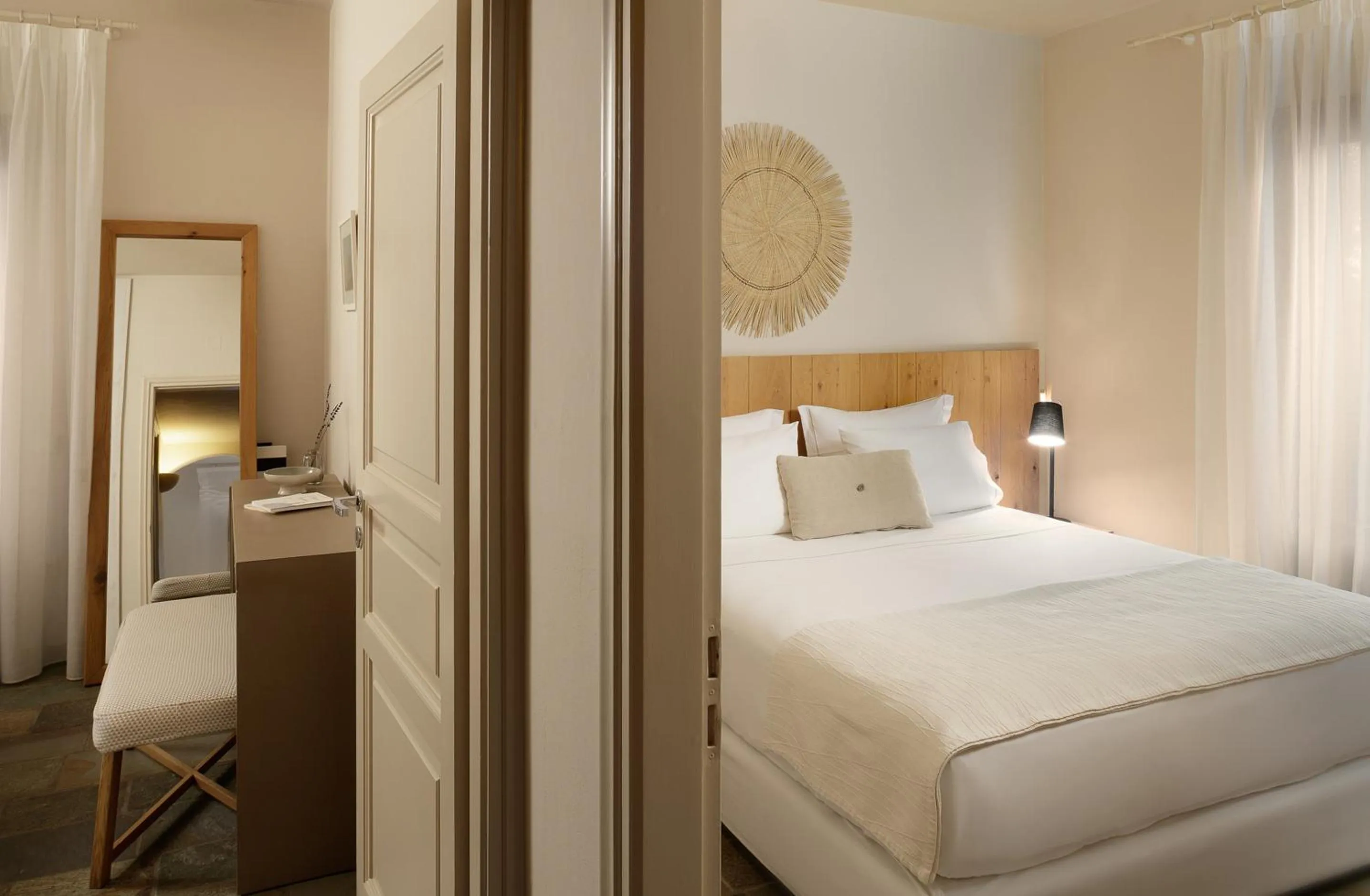 Bed in Sifnos House - Rooms and SPA