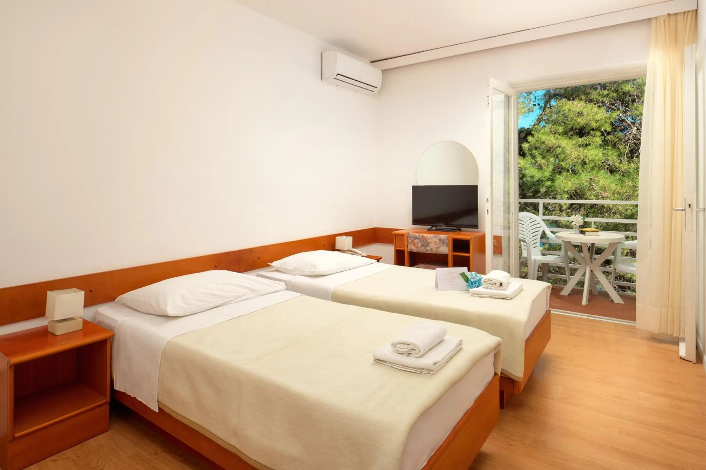 Bed in Fontana Resort