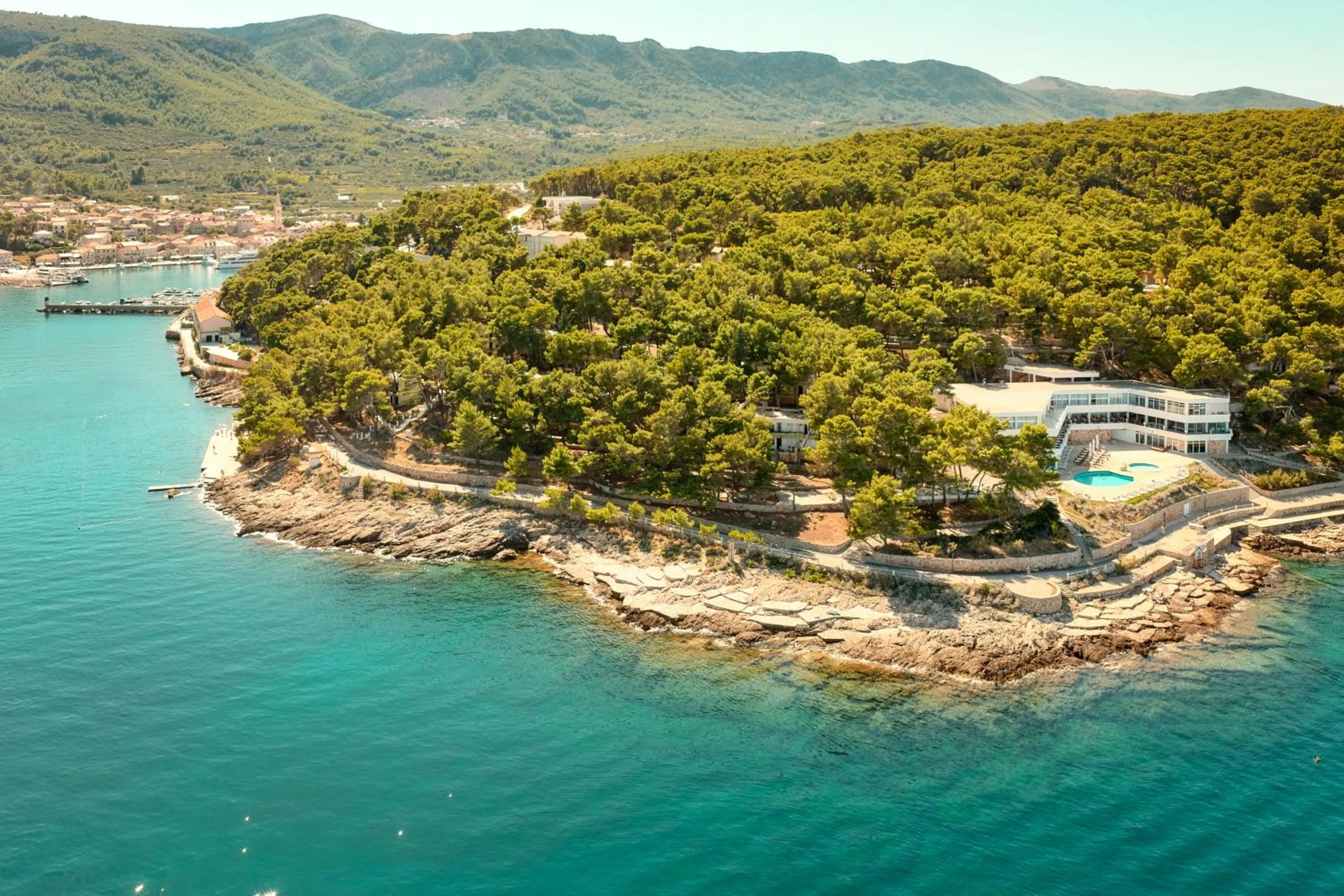 Property building in Fontana Resort