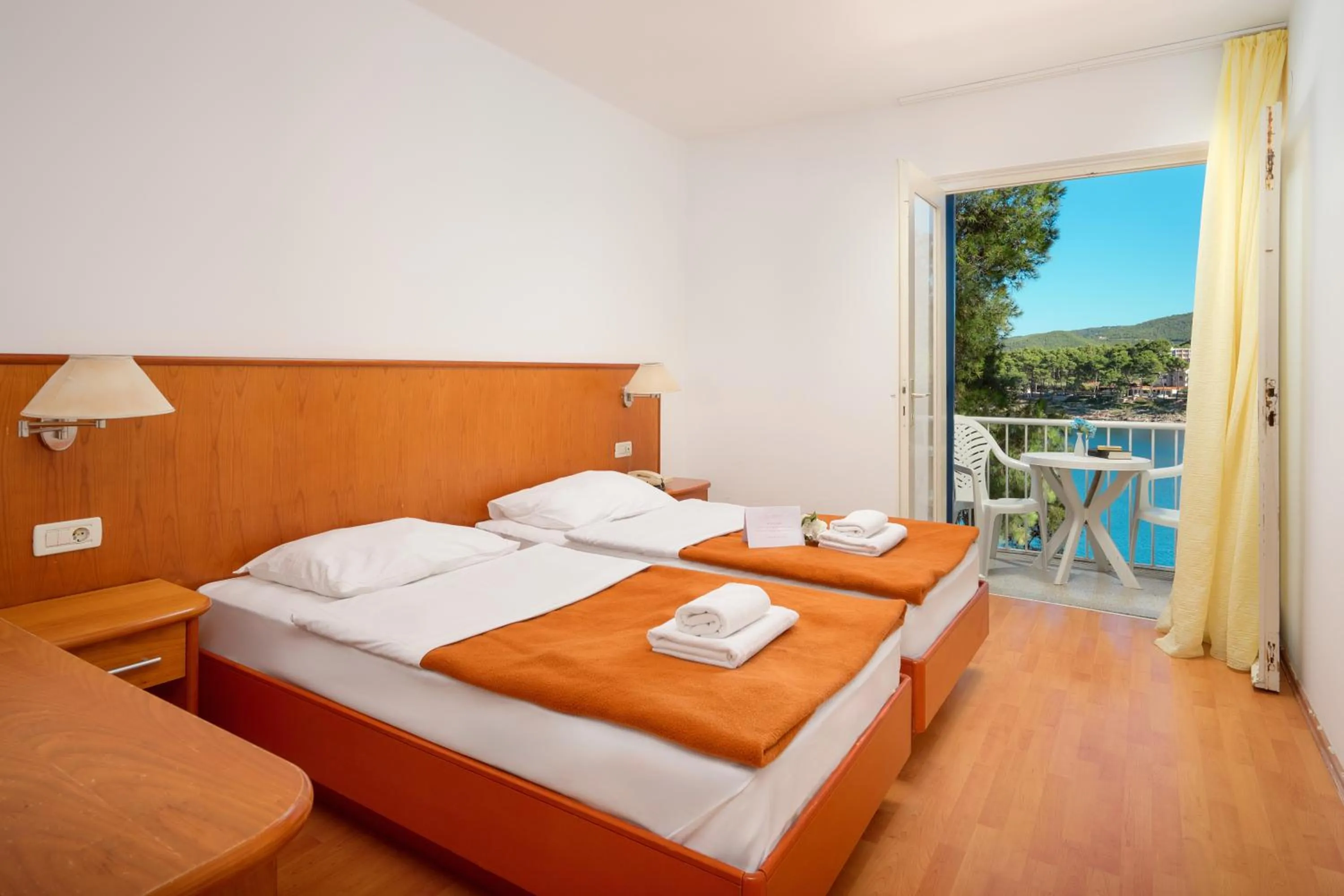 Bed in Fontana Resort