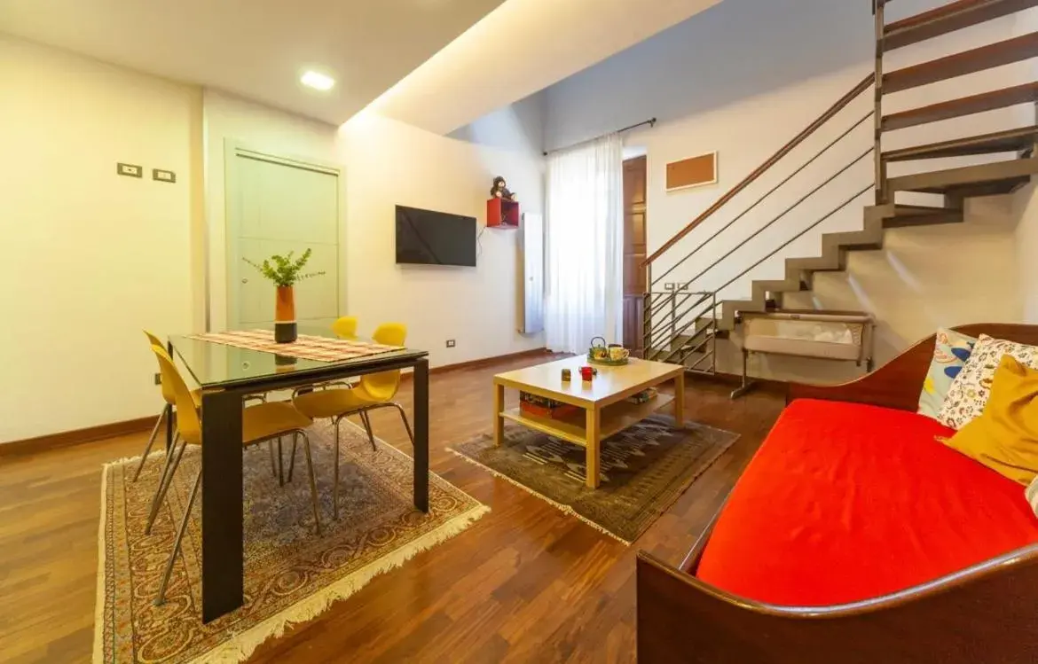 Two-Bedroom Deluxe Apartment with Balcony - single occupancy in B&B Sciara Larmisi Two-Bedroom Deluxe Apartment with Balcony - single occupancy in B&B Sciara Larmisi