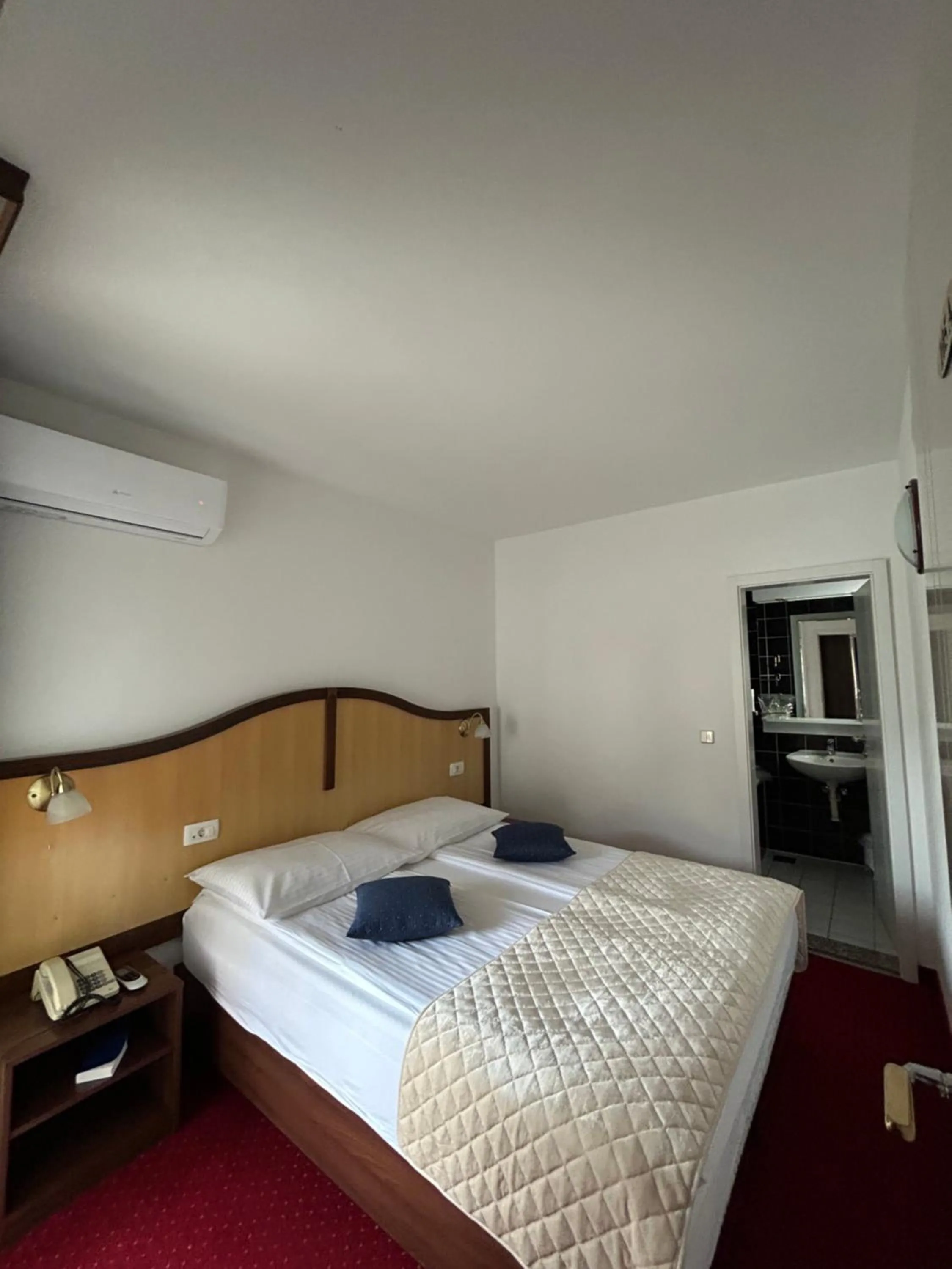 Bed in Villa Bavaria Trogir