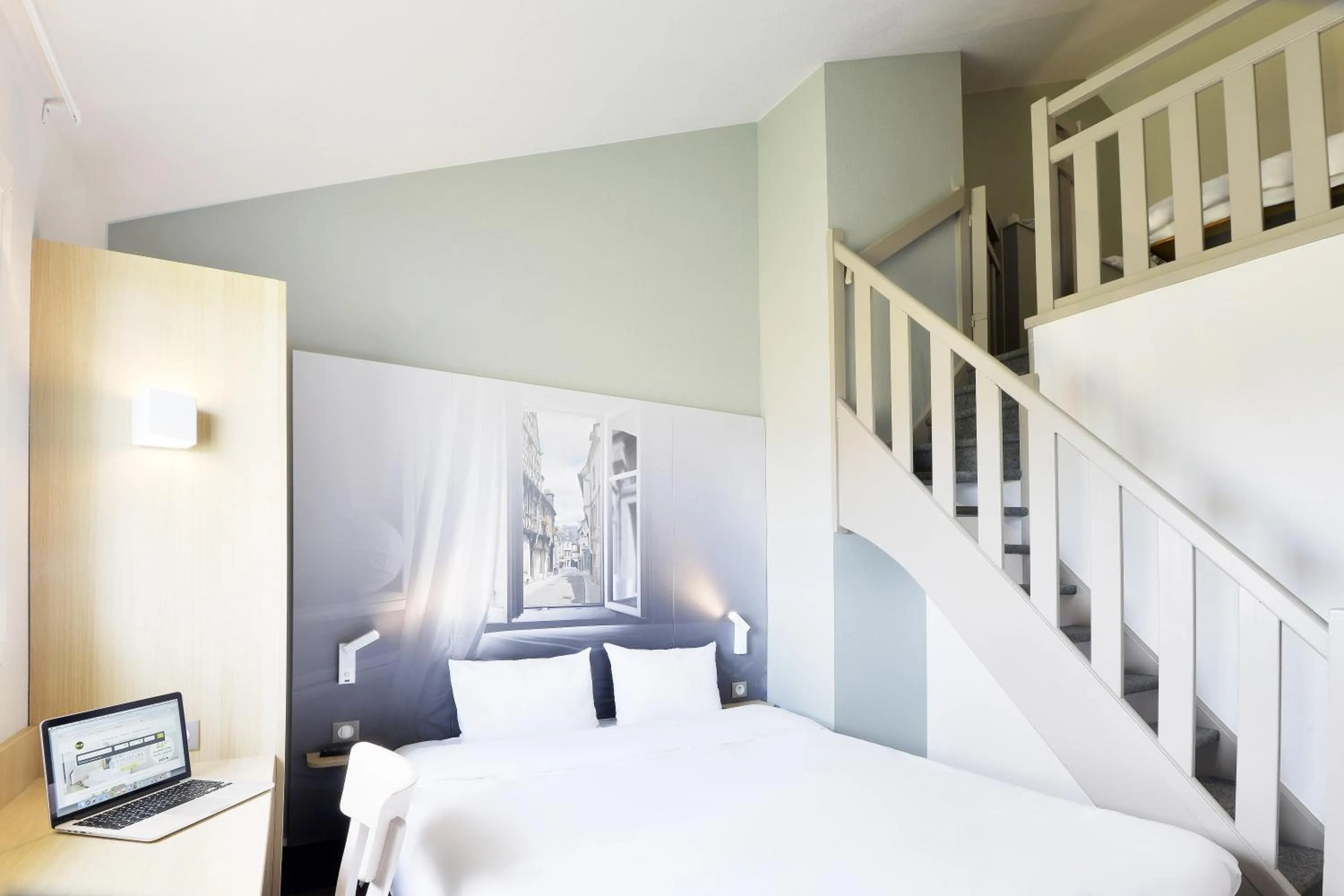 Bedroom, Bed in B&B HOTEL Bourges 2