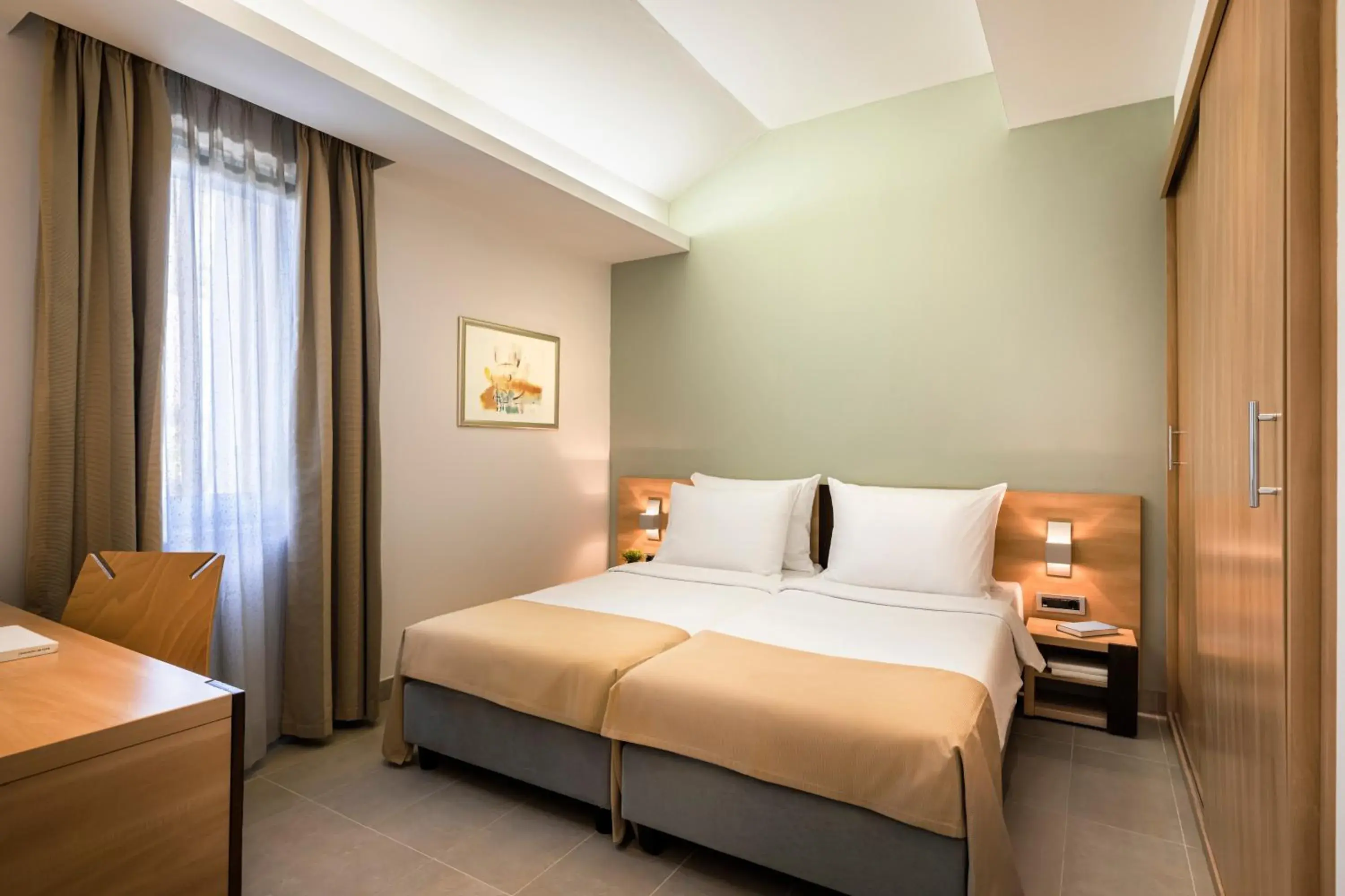 Bedroom, Bed in Resort Petalon