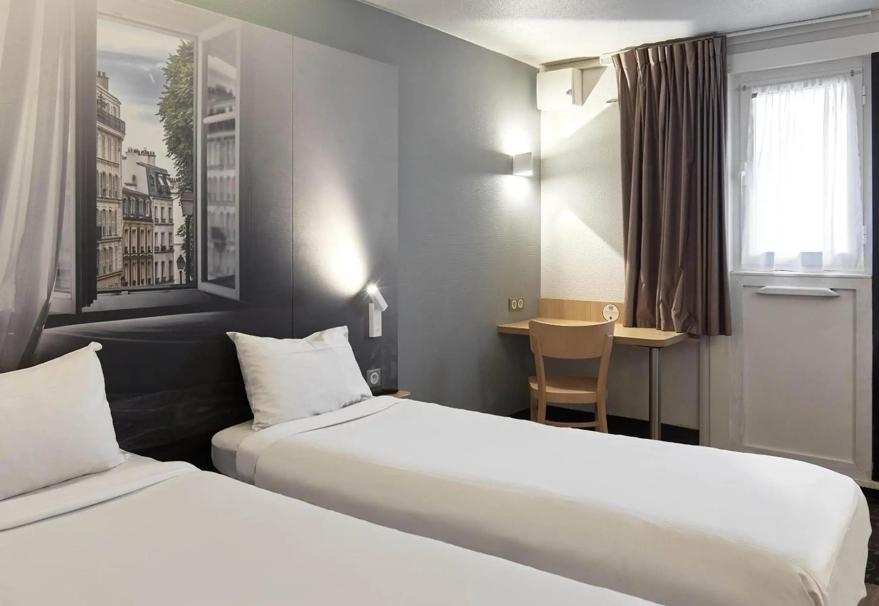 Bedroom, Bed in B&B HOTEL La Queue En Brie Bedroom, Bed in B&B HOTEL La Queue En Brie