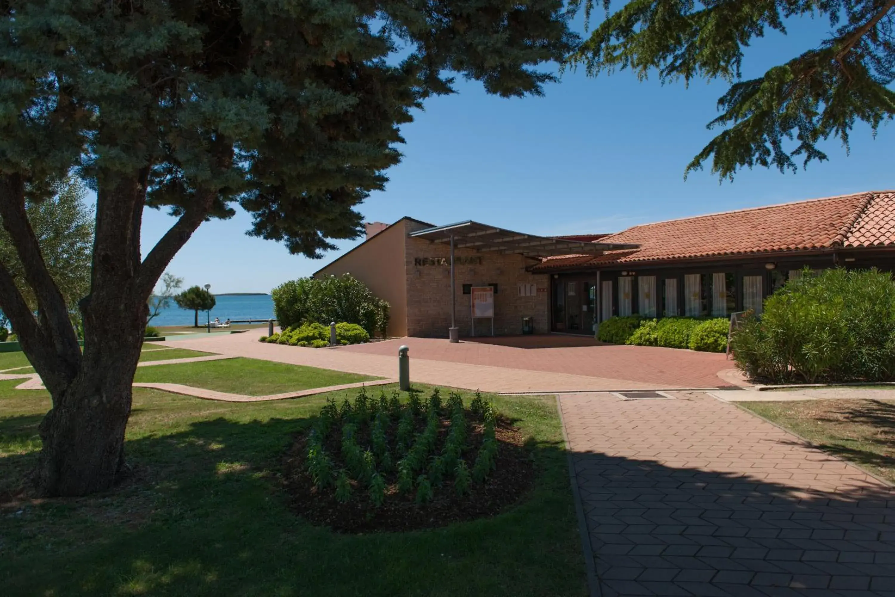 Facade/entrance, Property Building in Villas Rubin Resort