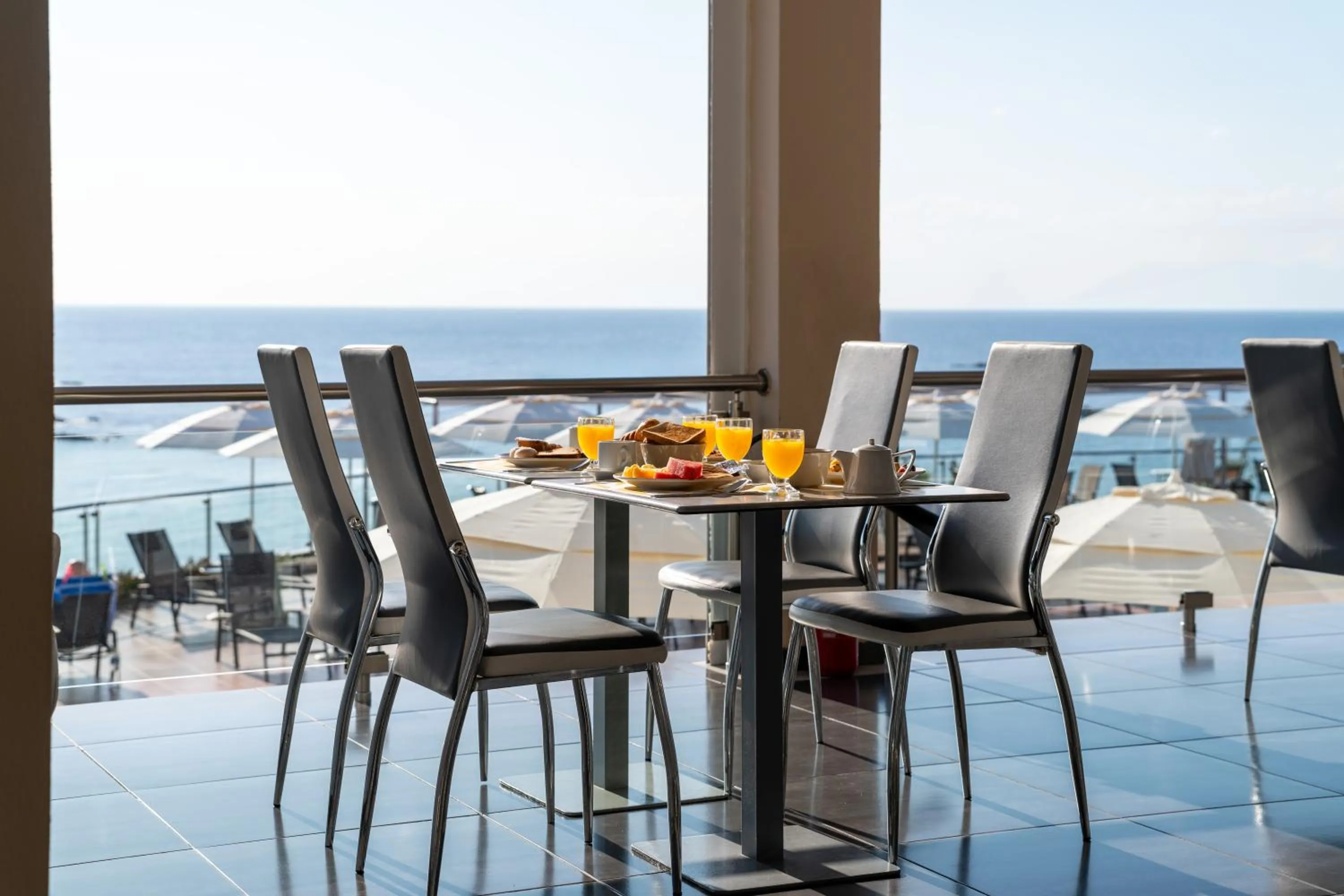 Food in La Luna Hotel