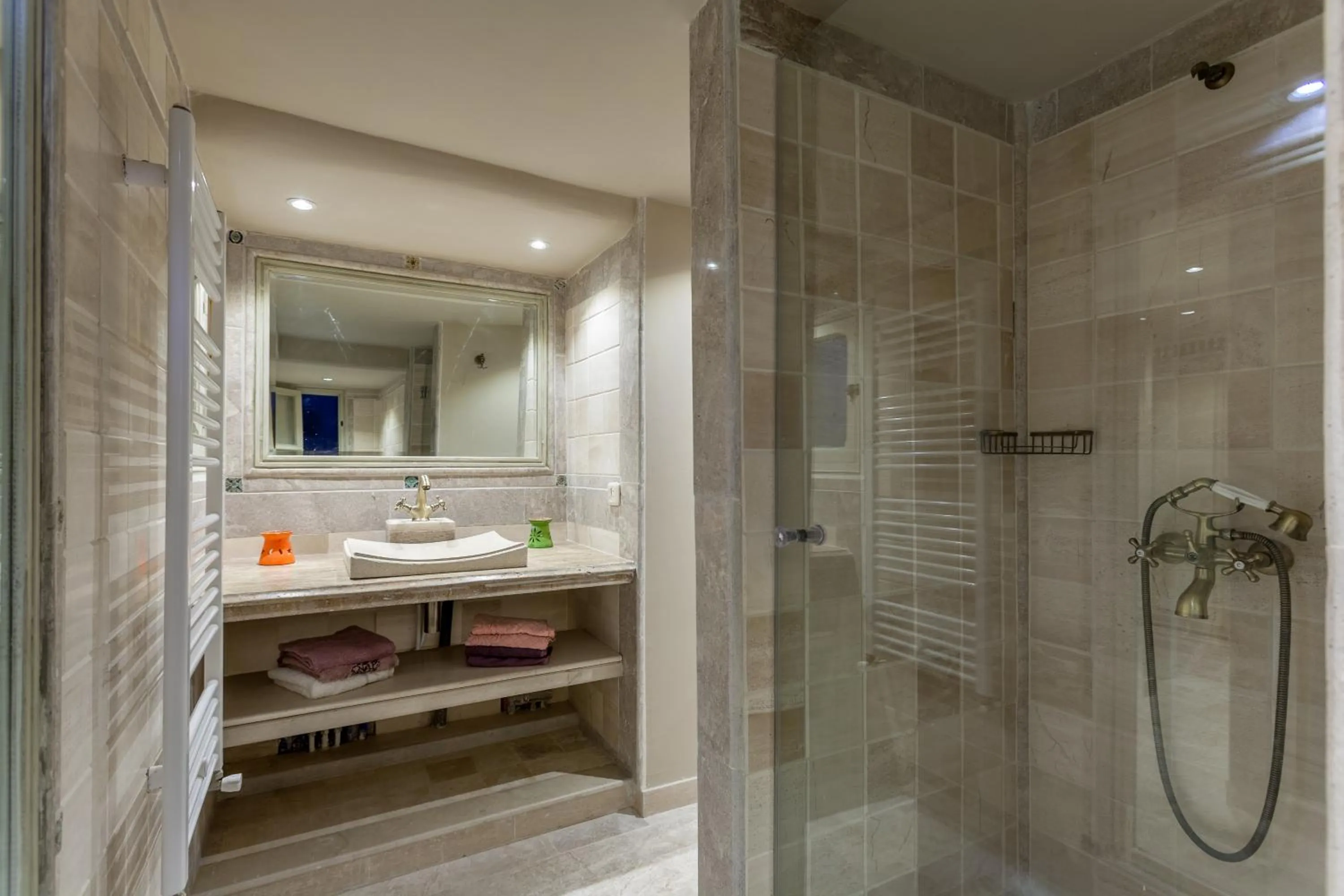 Shower in Maison d'Hôtes Dar Ennassim