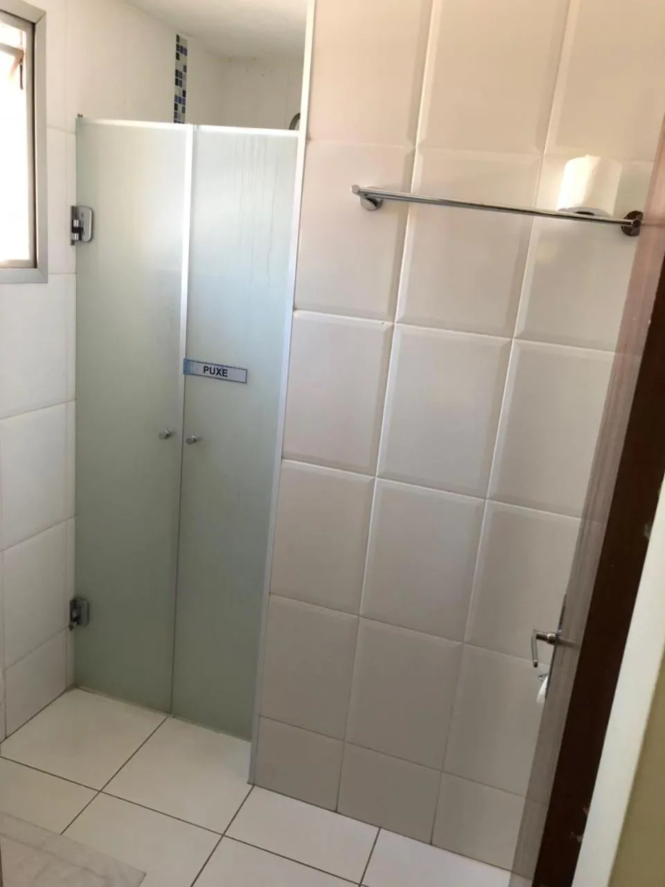 Shower in Hotel Globo Rio