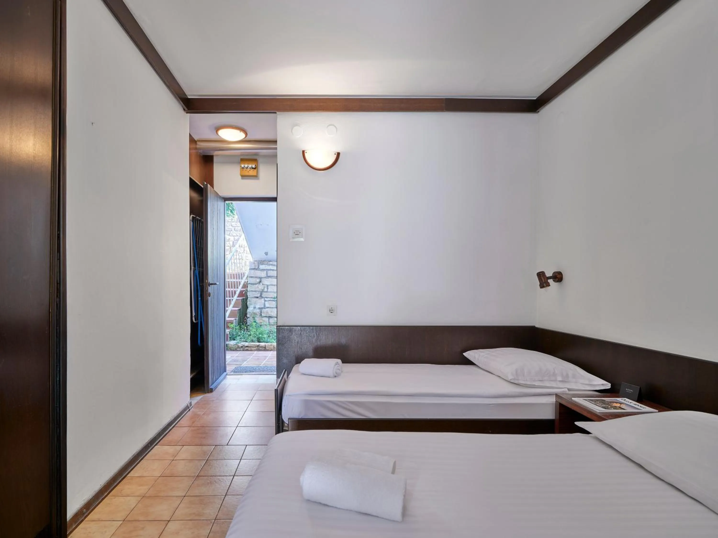 Bedroom, Bed in Koversada Rooms