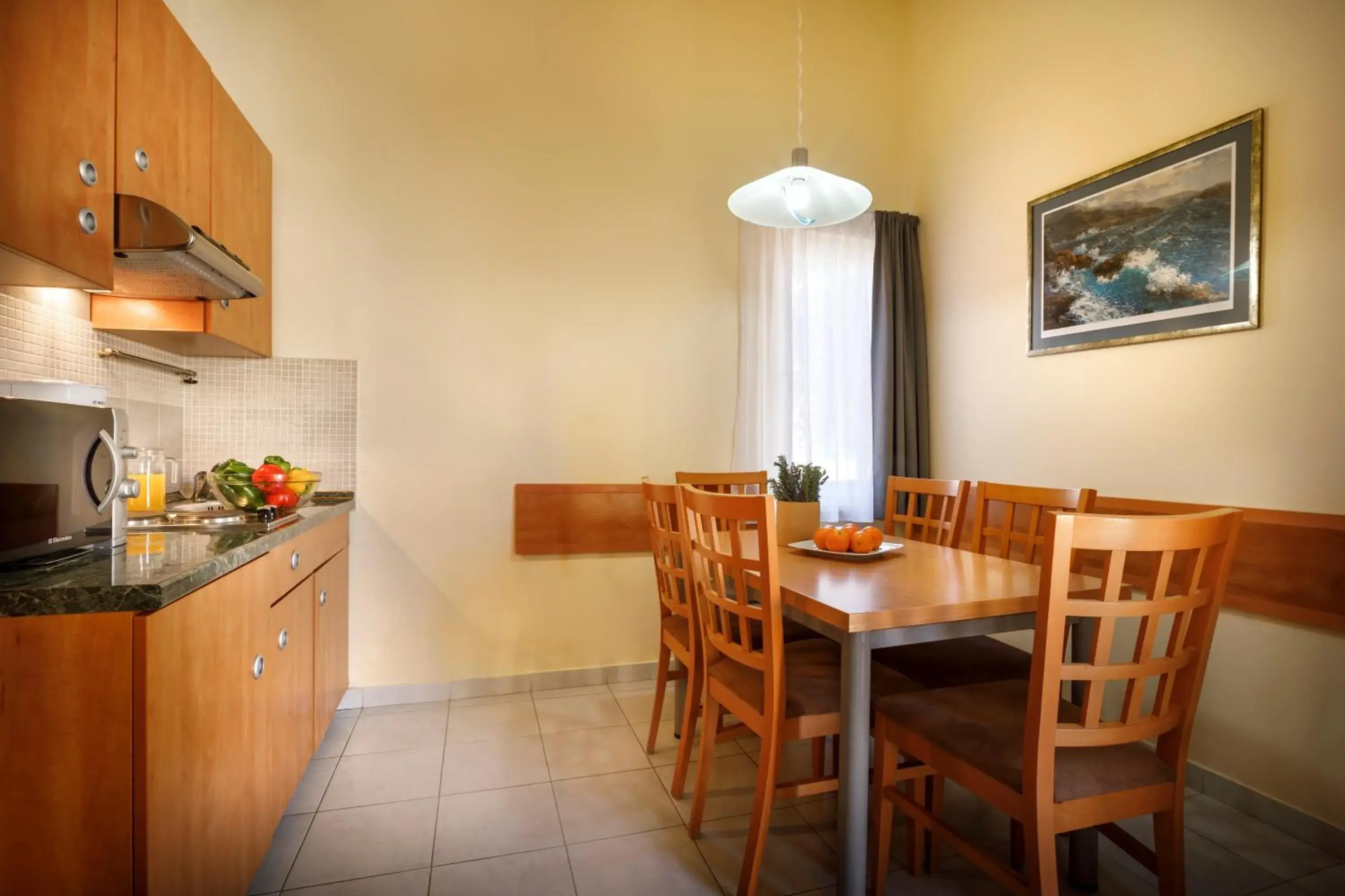 Kitchen or kitchenette, Dining Area in Maistra Select Amarin Resort