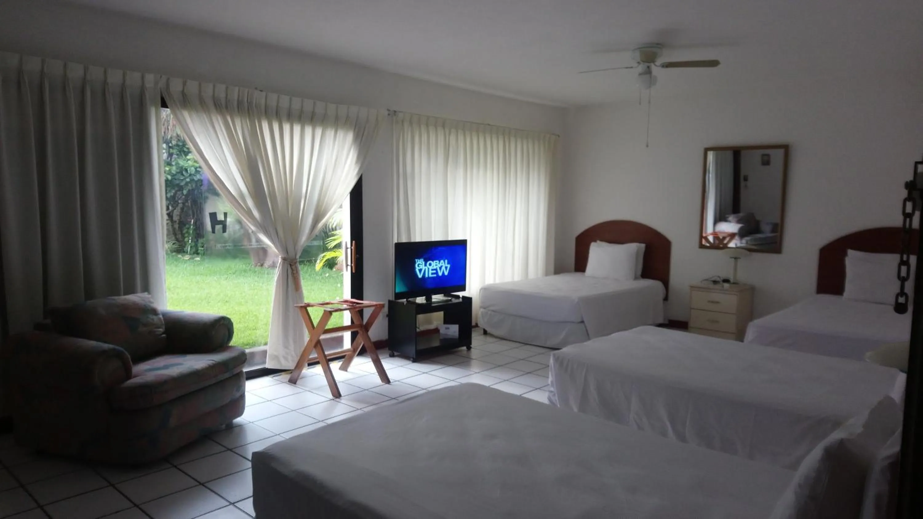 View (from property/room), Bed in Novohostal B&B