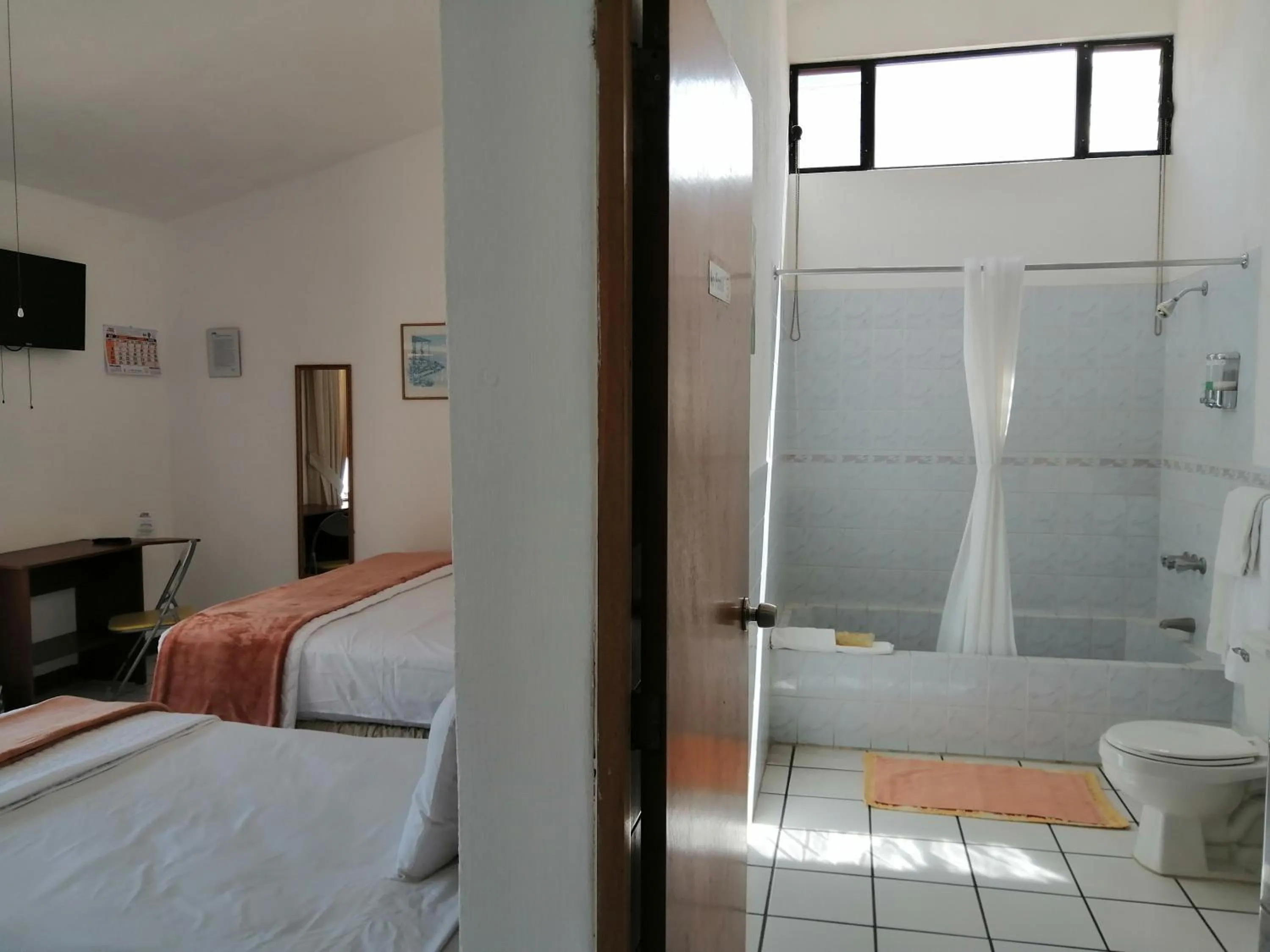 Bed in Novohostal B&B
